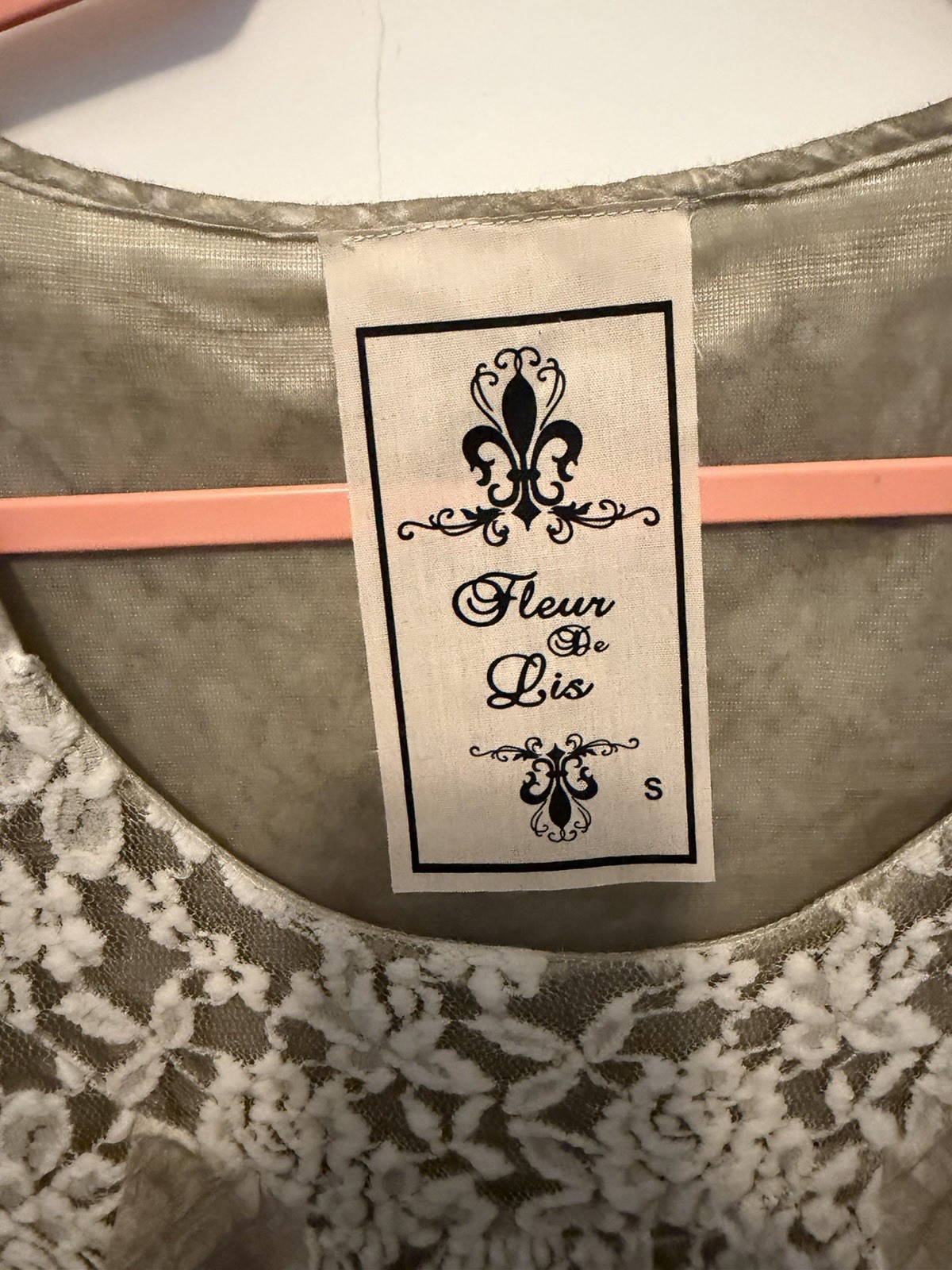 Fleur de Lis Women Size Small