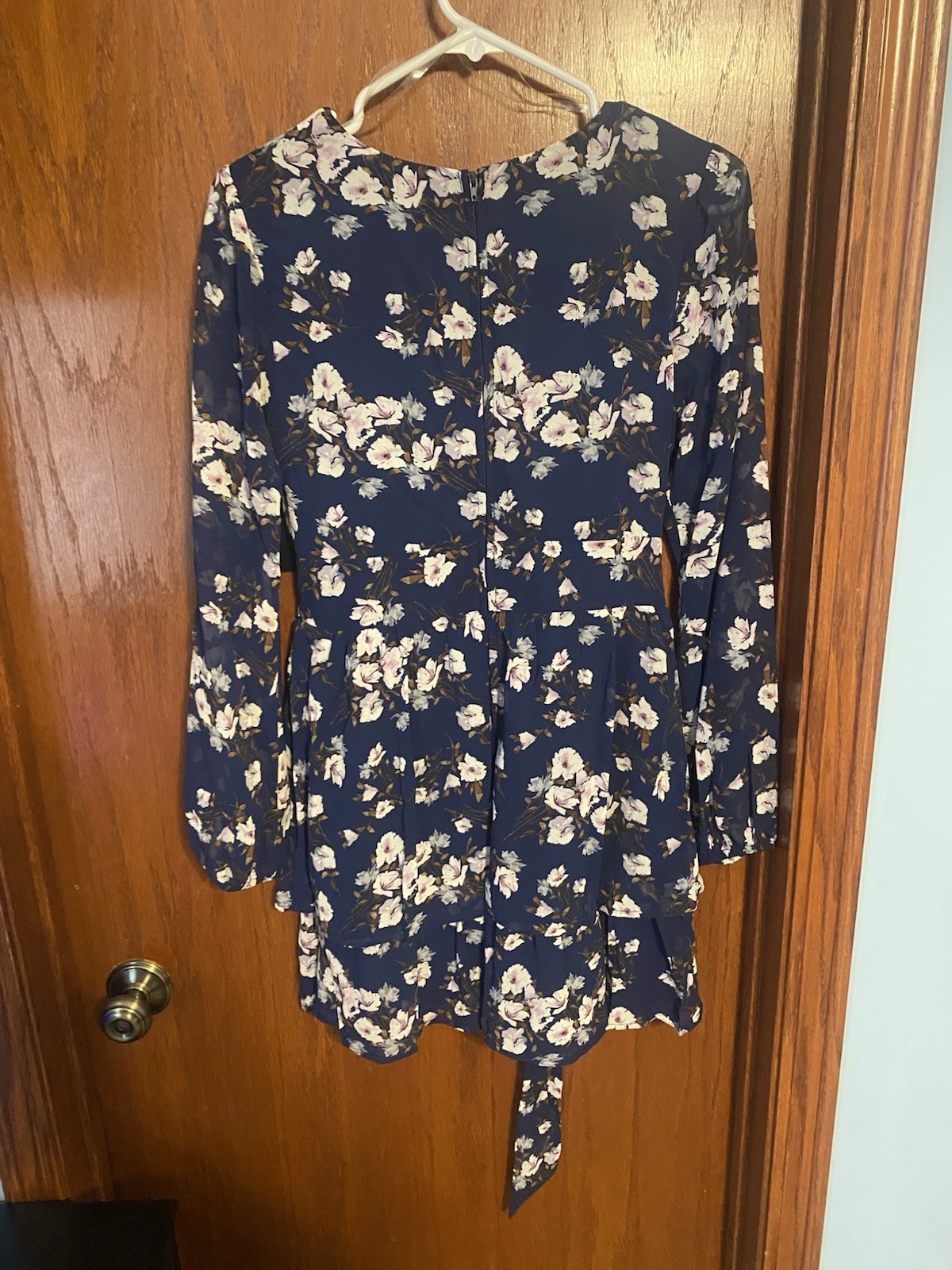 Speechless Women’s M Navy Pink White Floral V-Neck Long Sleeve Short Dress