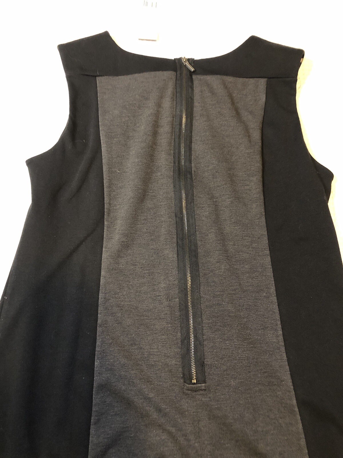 NY Collection NEW Women’s Size: LARGE Black & Gray Color Block – Zipper NWT