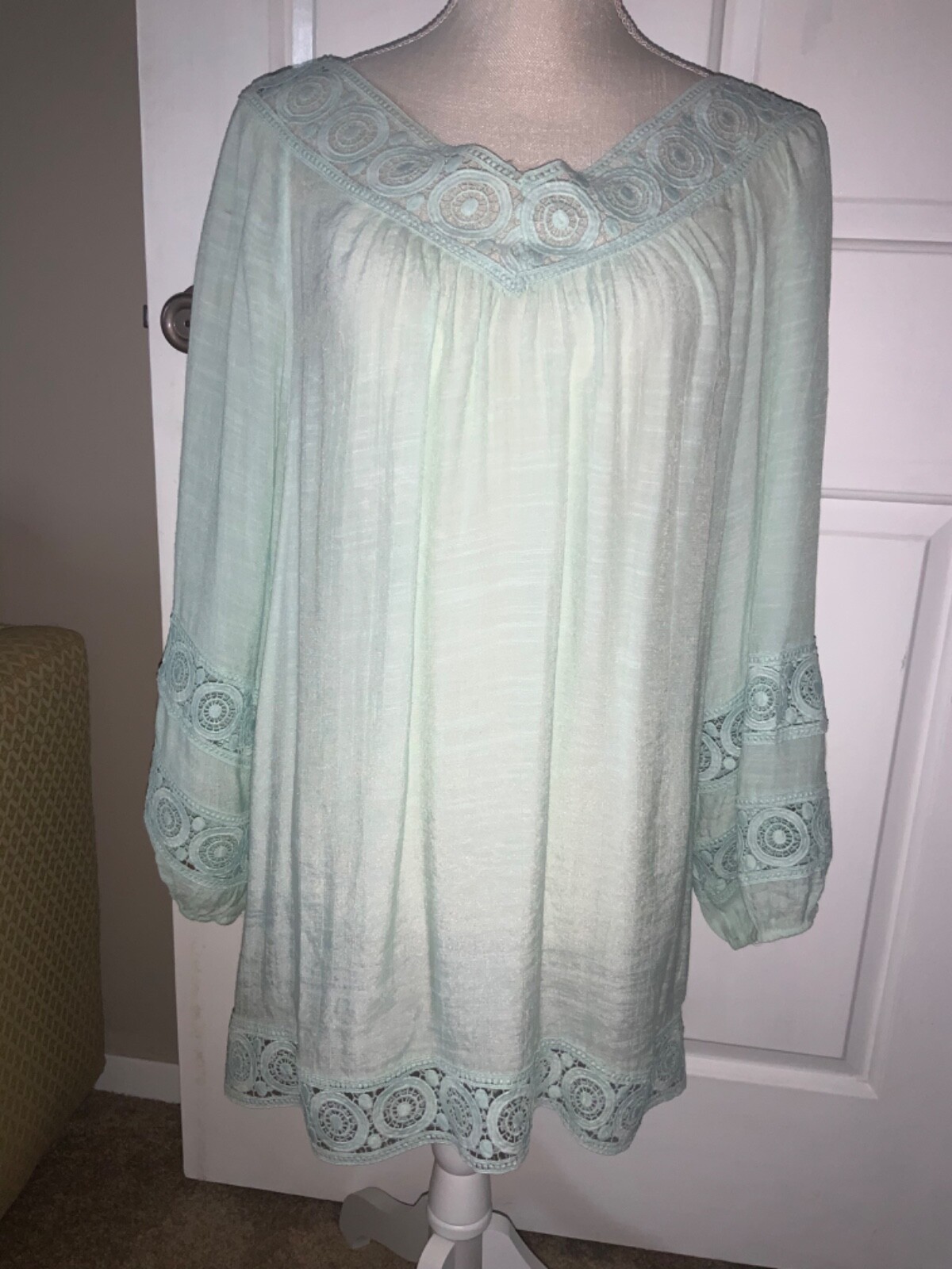 🌸 Indigo Soul Blouse Tunic Mint Green Sheer Lace Size XL 🌸