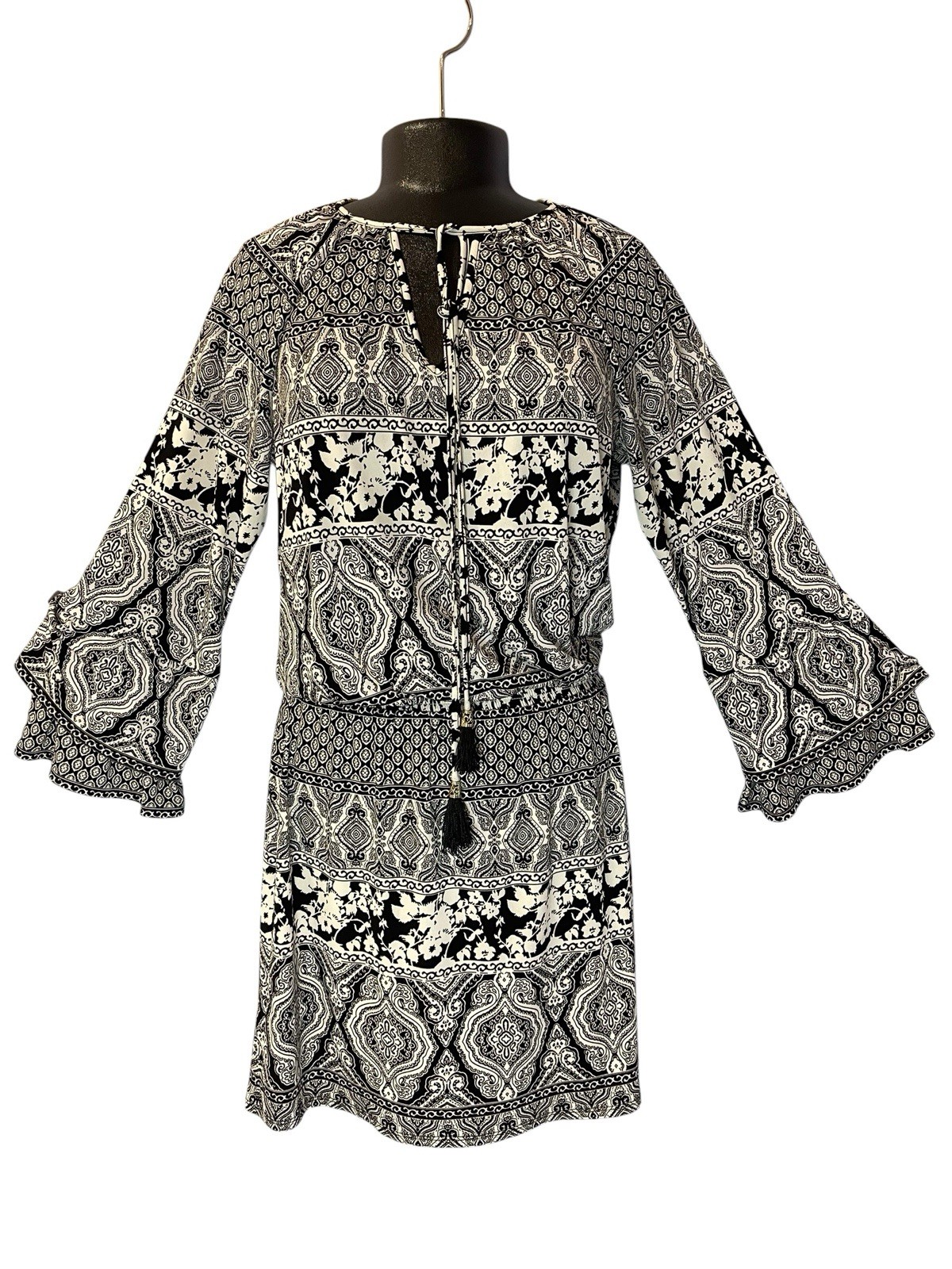 White House Black Market Geometric Blouson Dress 2 Black/White 3/4 tassel tie
