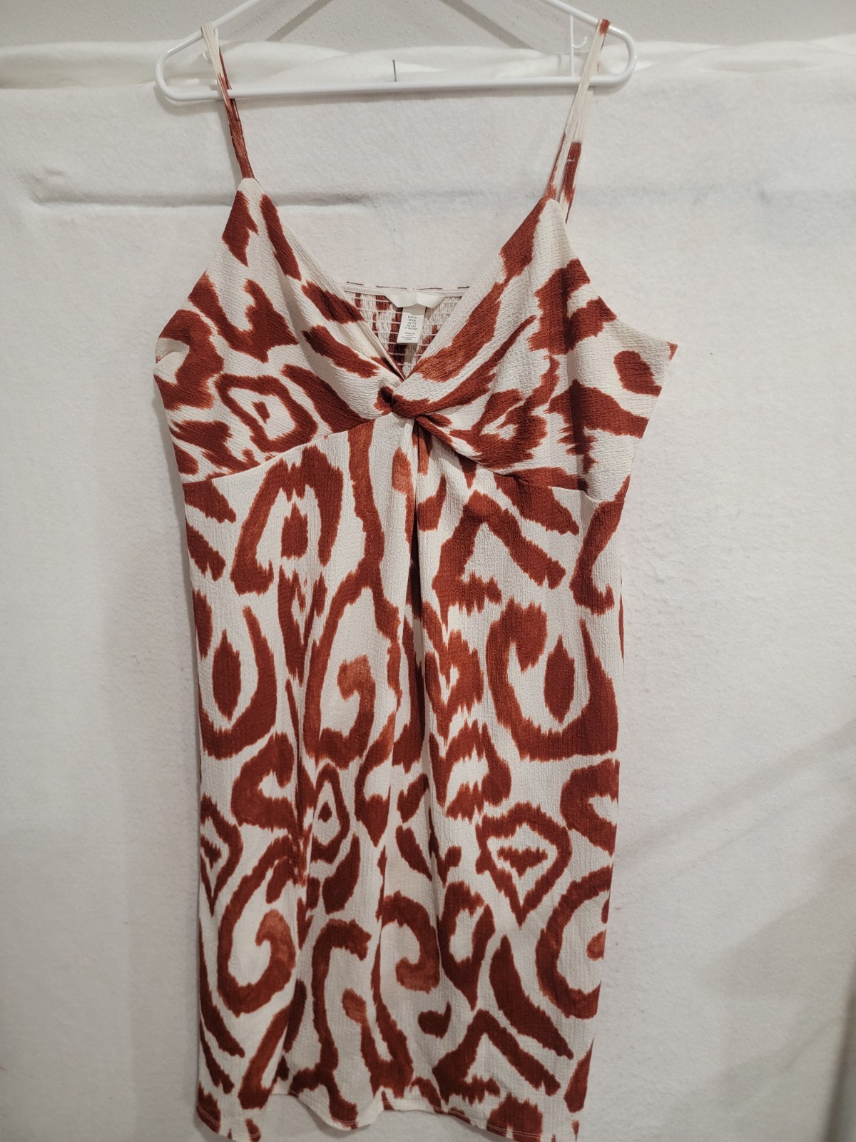 H&M XXL Twist Front Midi Sundress Ikat Abstract Rust Brown Cream Smocked Back