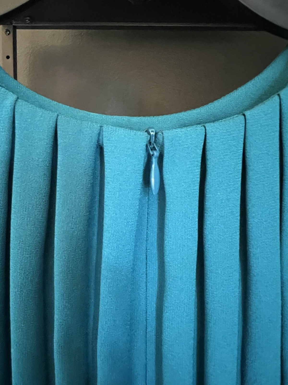 ESCADA Black Label Nissis Sheath Mini Dress Pleated Back Blue 3/4 Sleeve 36