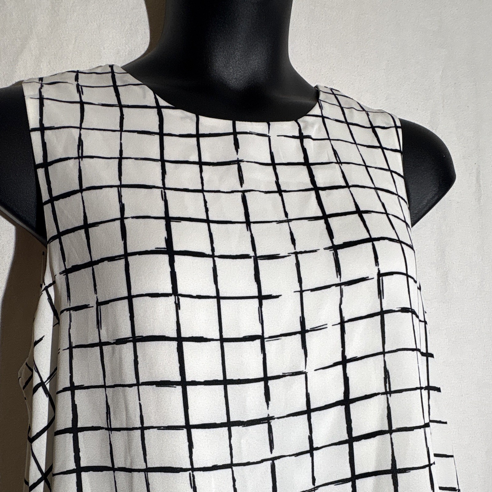 MASSINI XL White/Black Check Shift Dress Sleeveless Round Neck Lined Knee