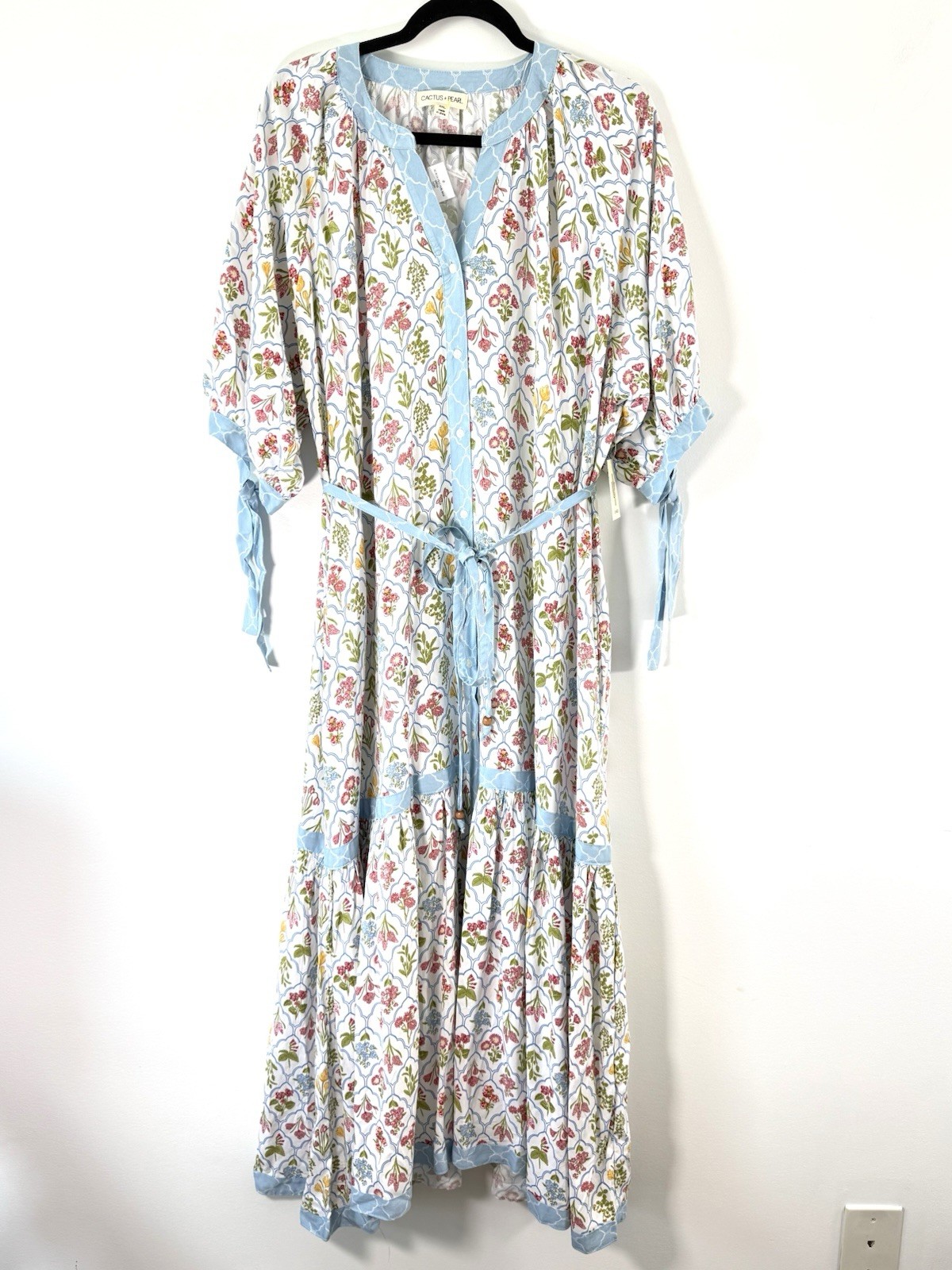 Cactus + Pearl Maxi Dress Women’s XXL Ivory Blue Button Up Tiered Floral New