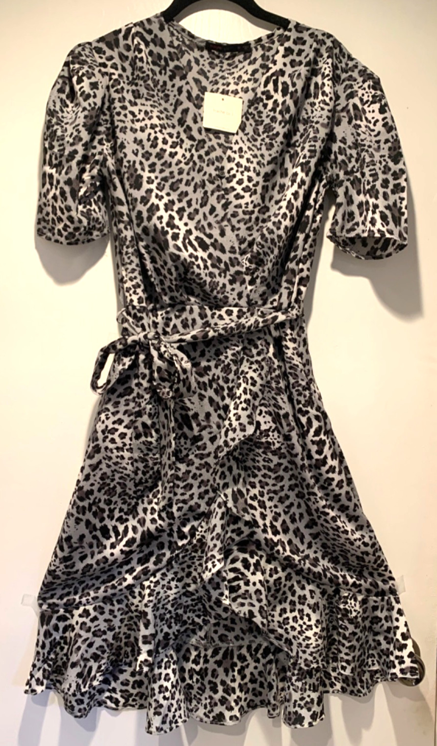 FRAICHE BY J, DRESS, Medium, Cheetah Print, Ruffles, V-neck, New from Nordstroms