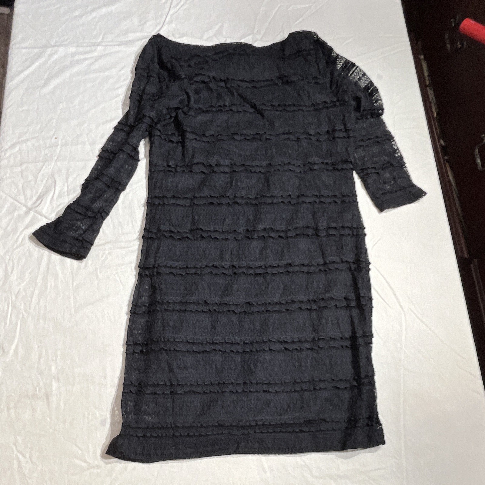 FOREVER 21 Womens M Black Solid Lace Sheath Boat Neck 3/4 Sleeve Lined Zip