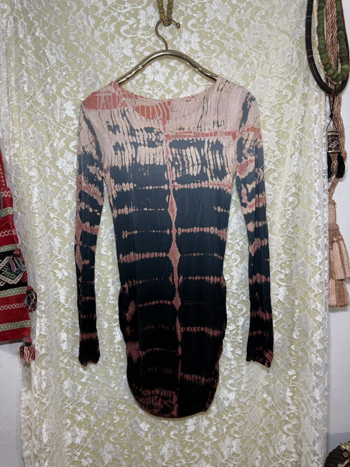 Hard Tail Pink Black Gray Tie Dye Dress side ruching xs/s euc long sleeve