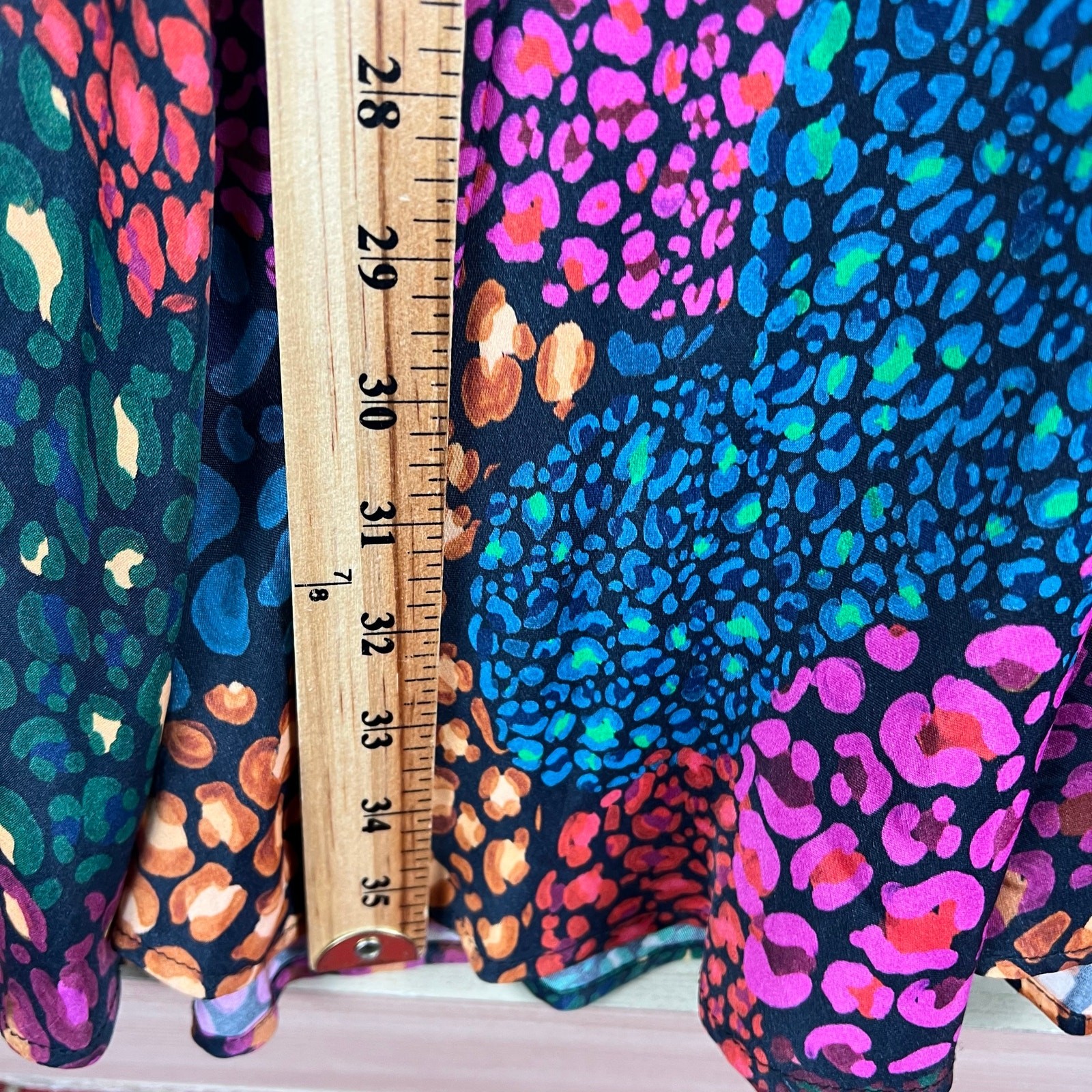 Farm Rio WMNS Rainbow Hearts Lenzing Ecovero Viscose Midi Dress SZ M Multi Color