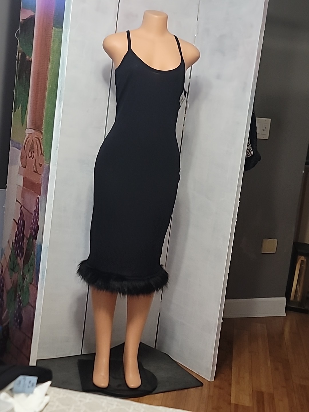 NWT $99 DANIELLE BERNSTEIN Size Lg Sexy Lightweight Sweater Dress Faux Fur
