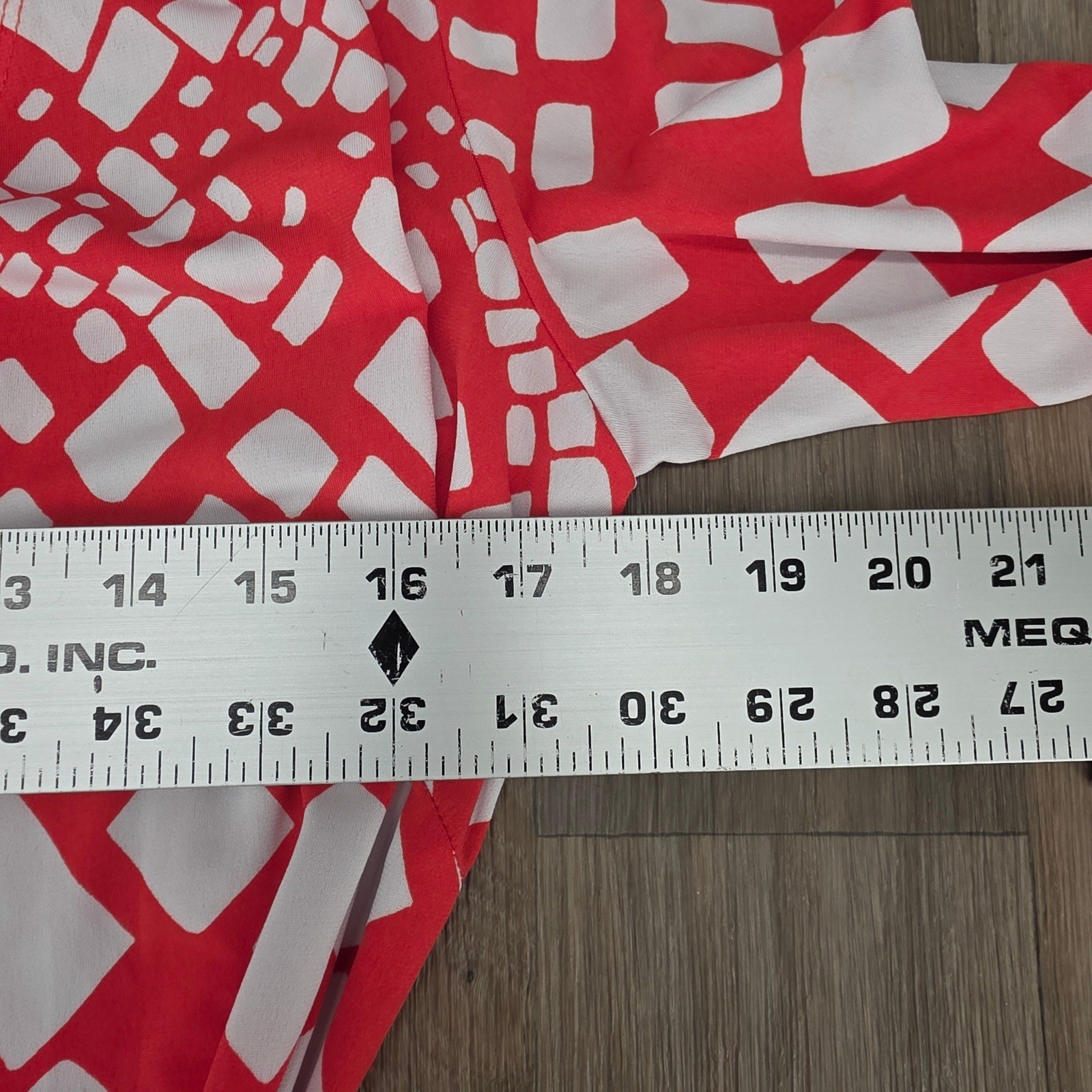 Trendmakers Red White Geometric Wrap Dress 3/4 Sleeve V-Neck Medium