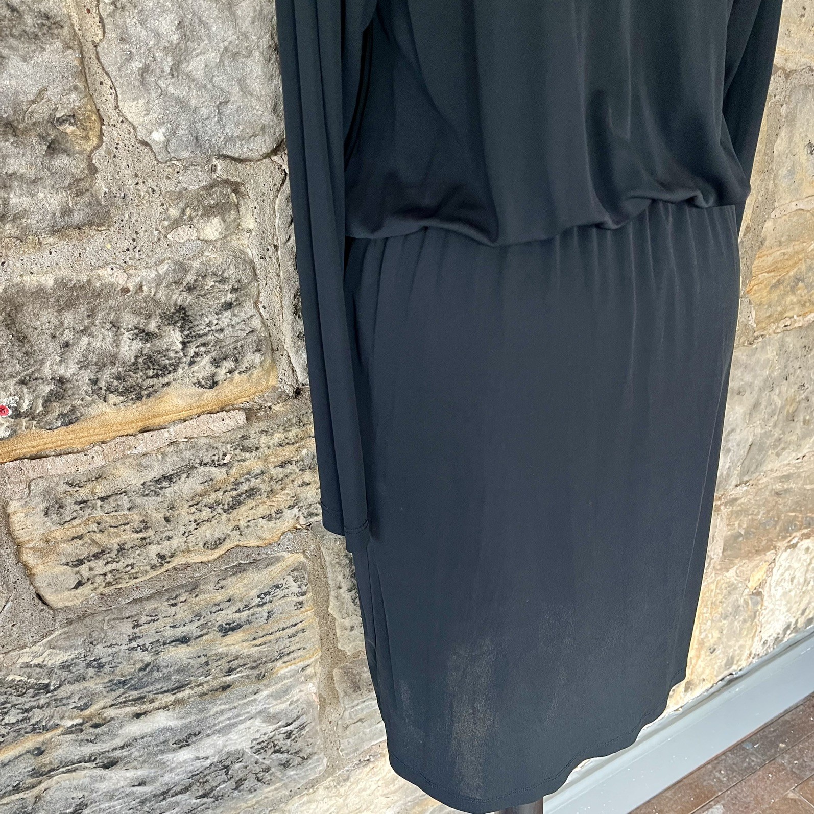 Filippa K Keyhole Neck Dress M 12 Pleat Shoulder Knee Length Long Sleeve Black