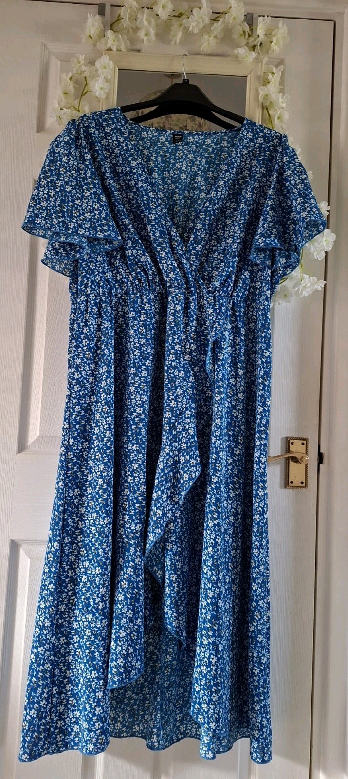 Blue White Floral ruffle Floaty Light maxi Summer Dress 2XL 3XL 20 22 ?