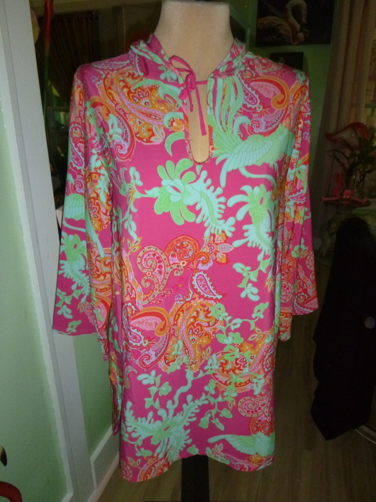 WOMANS SIZE MEDIUM”NATORI”PINK/GREEN HOODED LIGHTWEIGHT SIDE SLITS DRESS