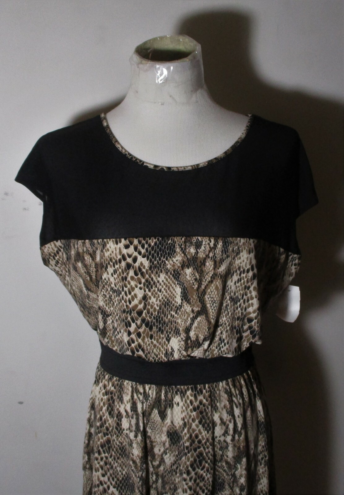 MADISON Brown Black Cap Sleeve Dress Size M NWT