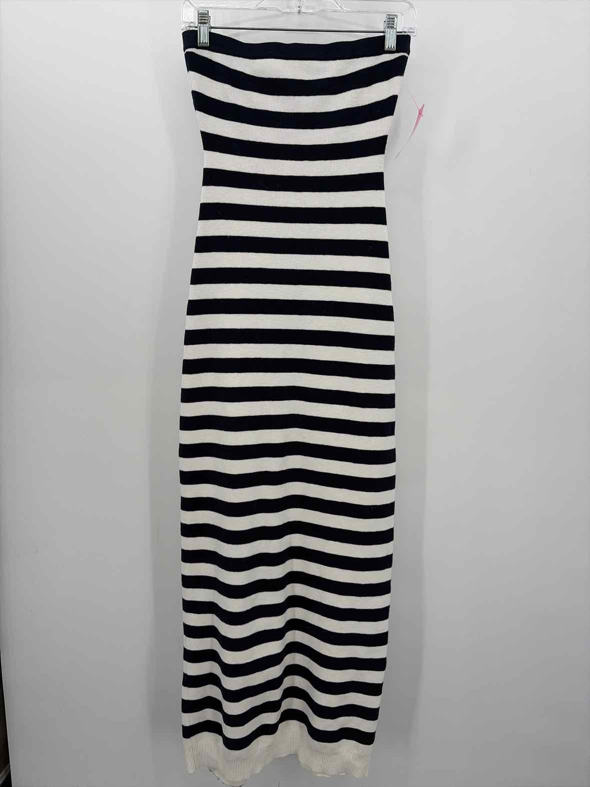 Pre-Owned Grlfrnd White Size Medium Stripe Maxi Strapless Dress