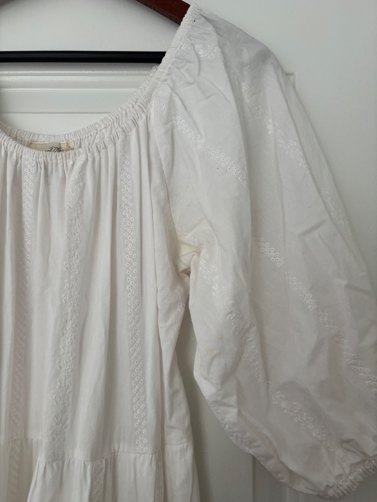Universal Thread White Midi Peasant Dress w/ Puff Sleeves & Lace Details, Size S