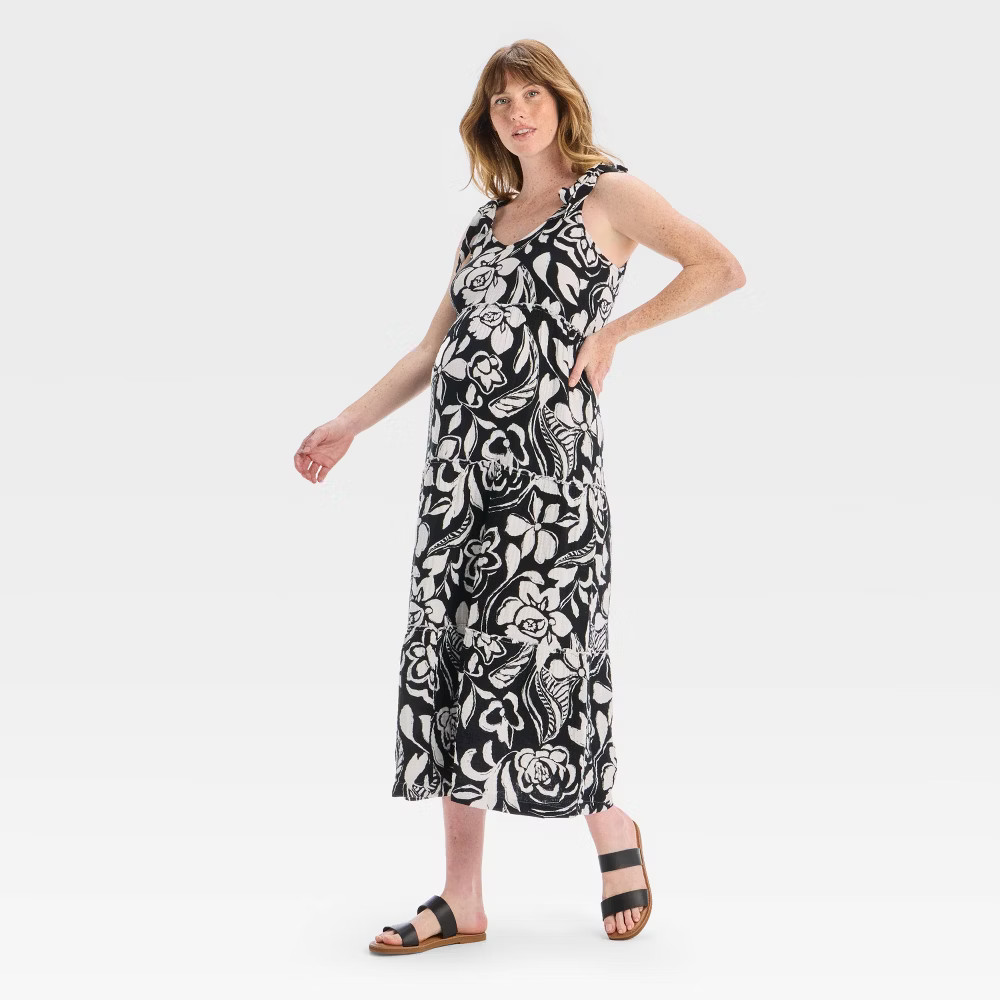 Tiered Maxi Maternity Dress – Isabel Maternity by Ingrid & Isabel Black/White