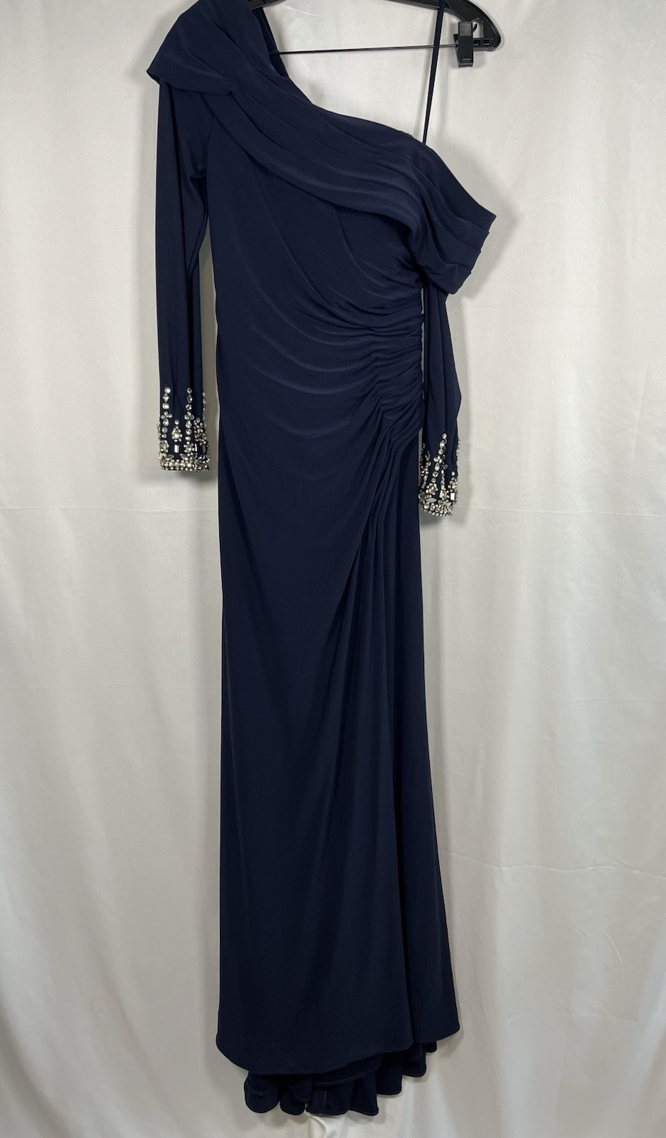 Mac Duggal Beaded Cuff Drop One Shoulder Jersey Ruched Side Slit Gown Sz 4