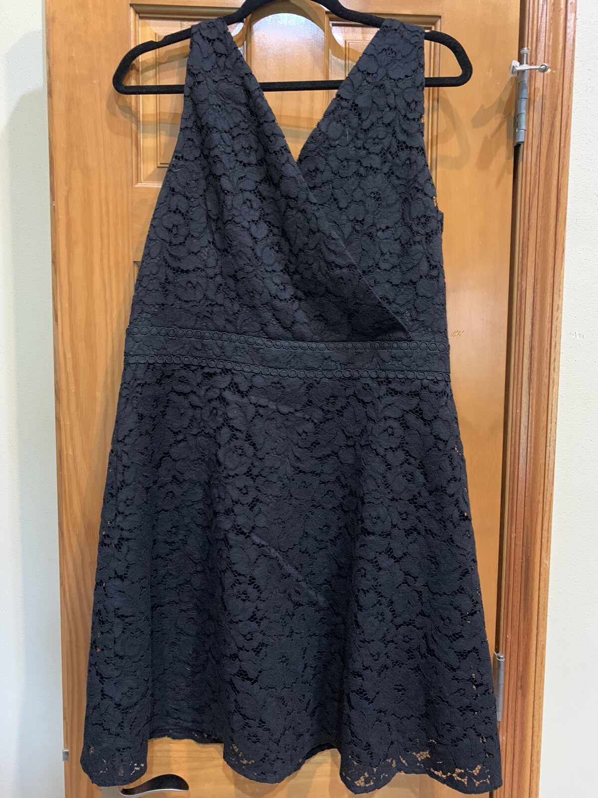 LOFT Women Sleeveless LACE Cross Over V-Neck-DRESS BLACK New Sz 12 NWT