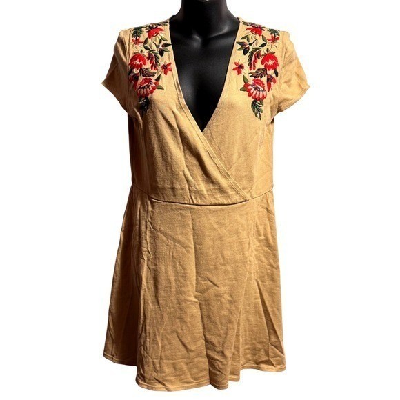 ZARA Boho Embroidered Spring Summer Wrap Dress Small Folk Floral Mini V-Neck