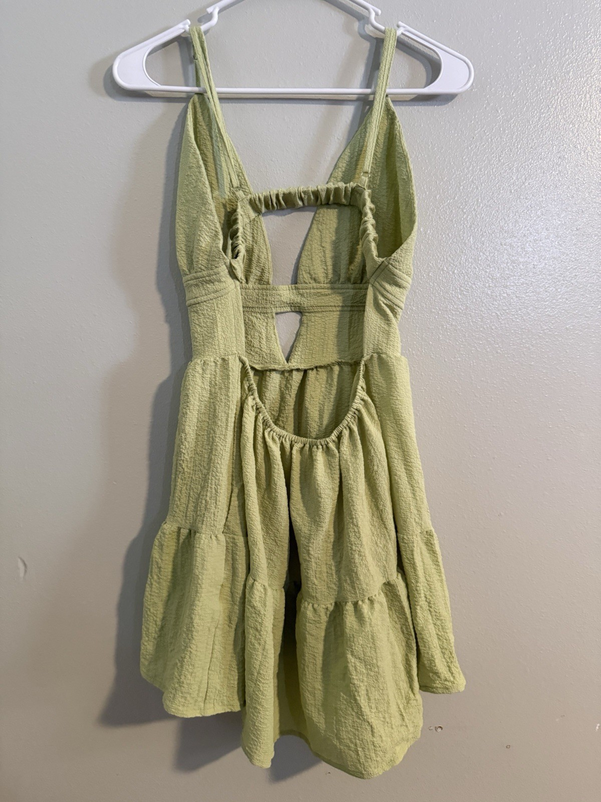 SHEIN Women’s Green Solid V-Neck Backless Cut Out Ruffle A-Line Dress S