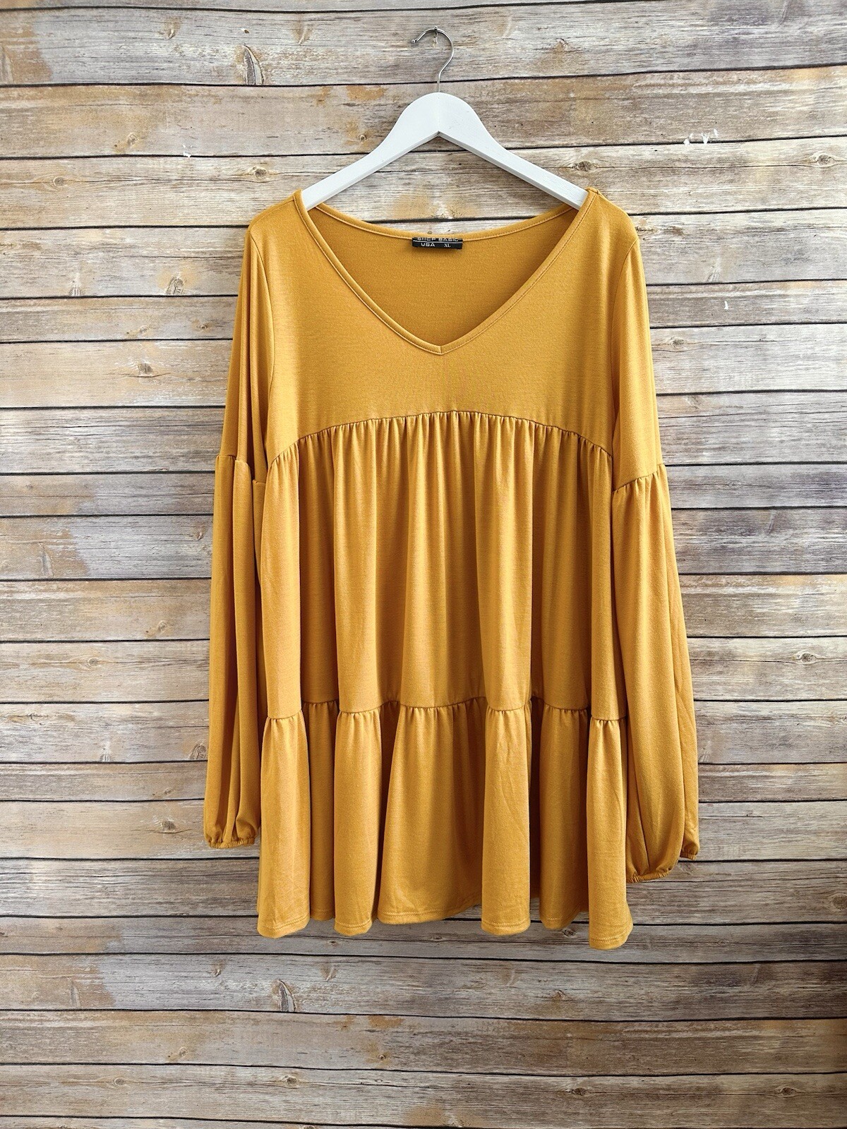 Shop Basic USA Dress Women’s Size XL Gold Mini Long Sleeve V-Neck NWOT