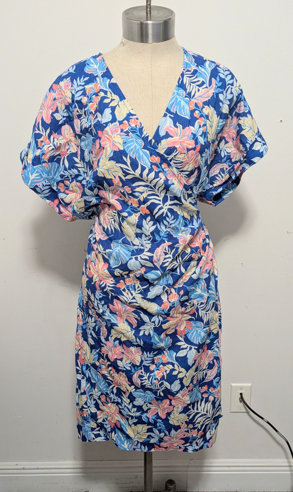 J McLaughlin Blue Floral Soraya Linen Wrap Dress XL Midi Tropical Vacation Beach