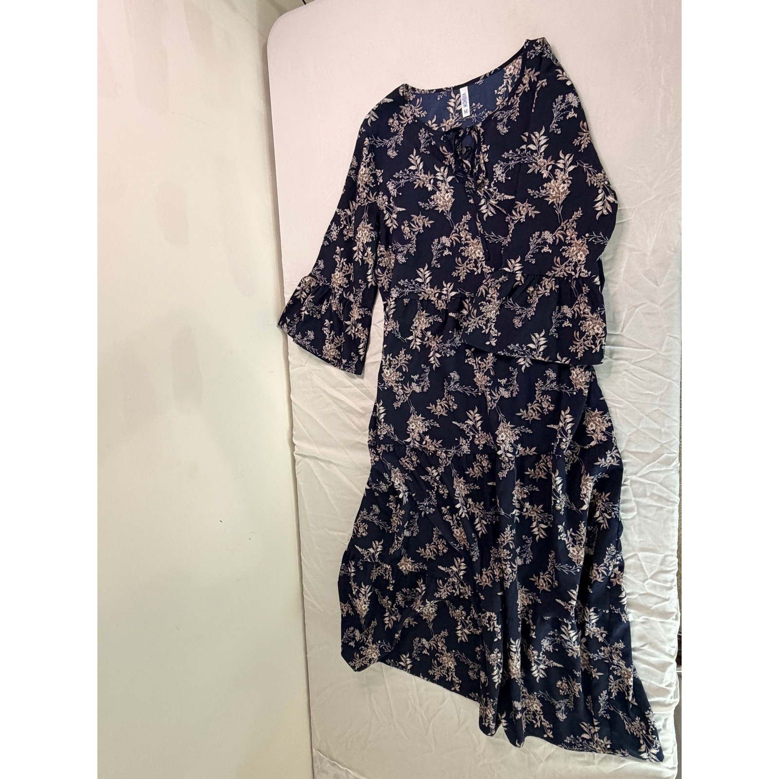 VIISHOW Women Medium Navy Floral Tiered Maxi Dress Boho Oversized Bell Sleeve