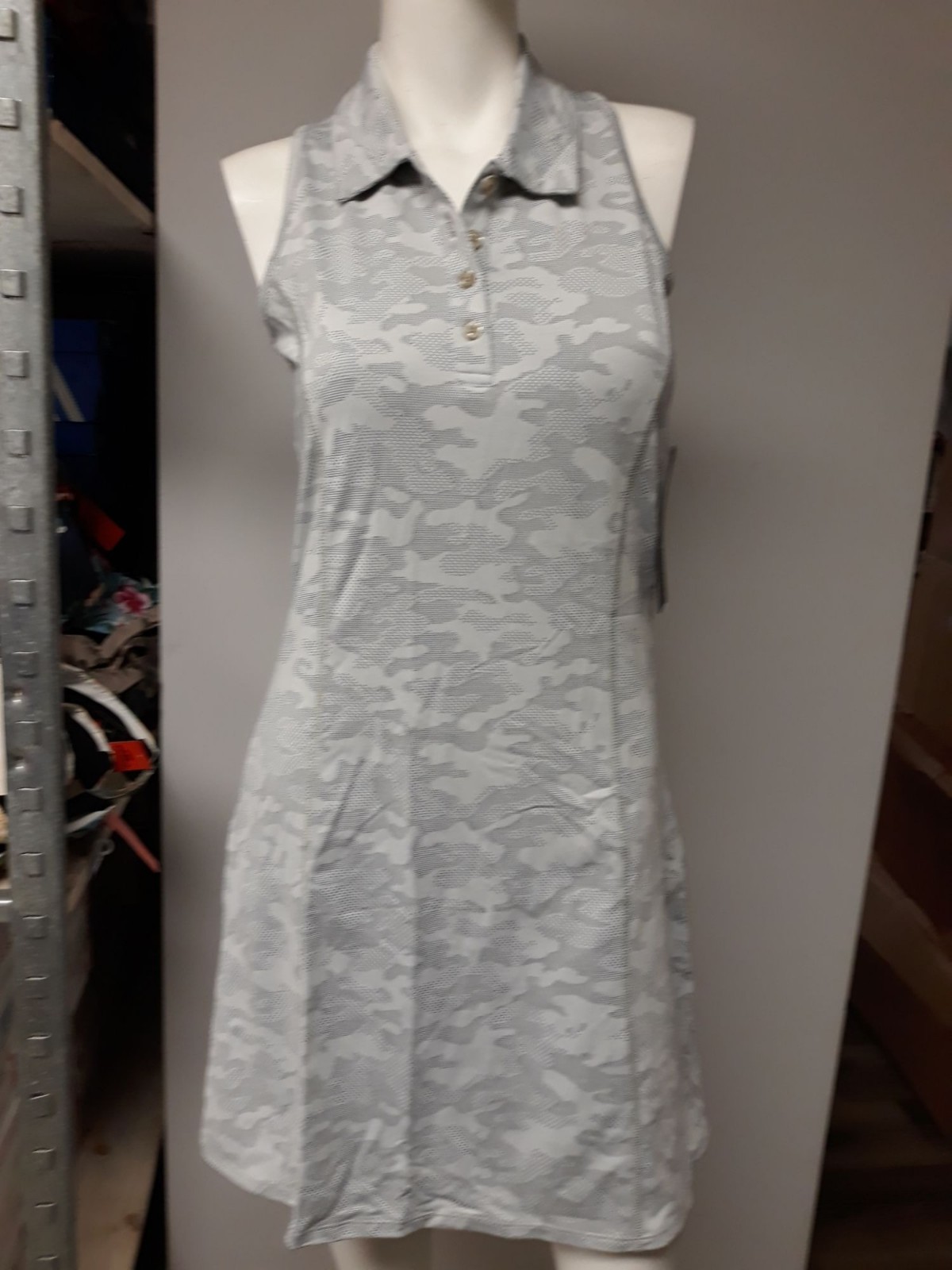 Taylor Jordan Women’s Golf Dress Grey Size M NEW WITHOUT TAGS!