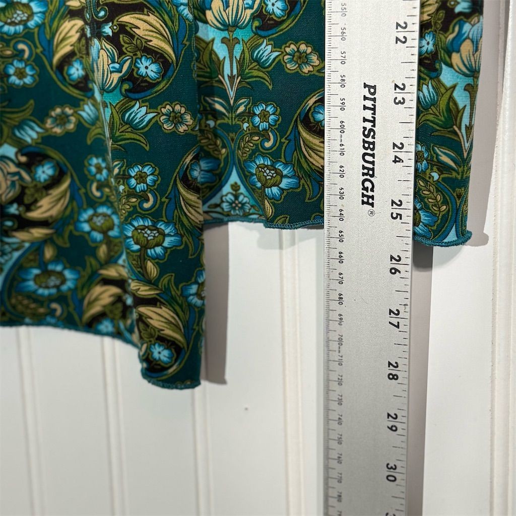 Fashion Bug Plus 18/20 Top Green Baroque Print Sequin Waist Surplice Asym Hem