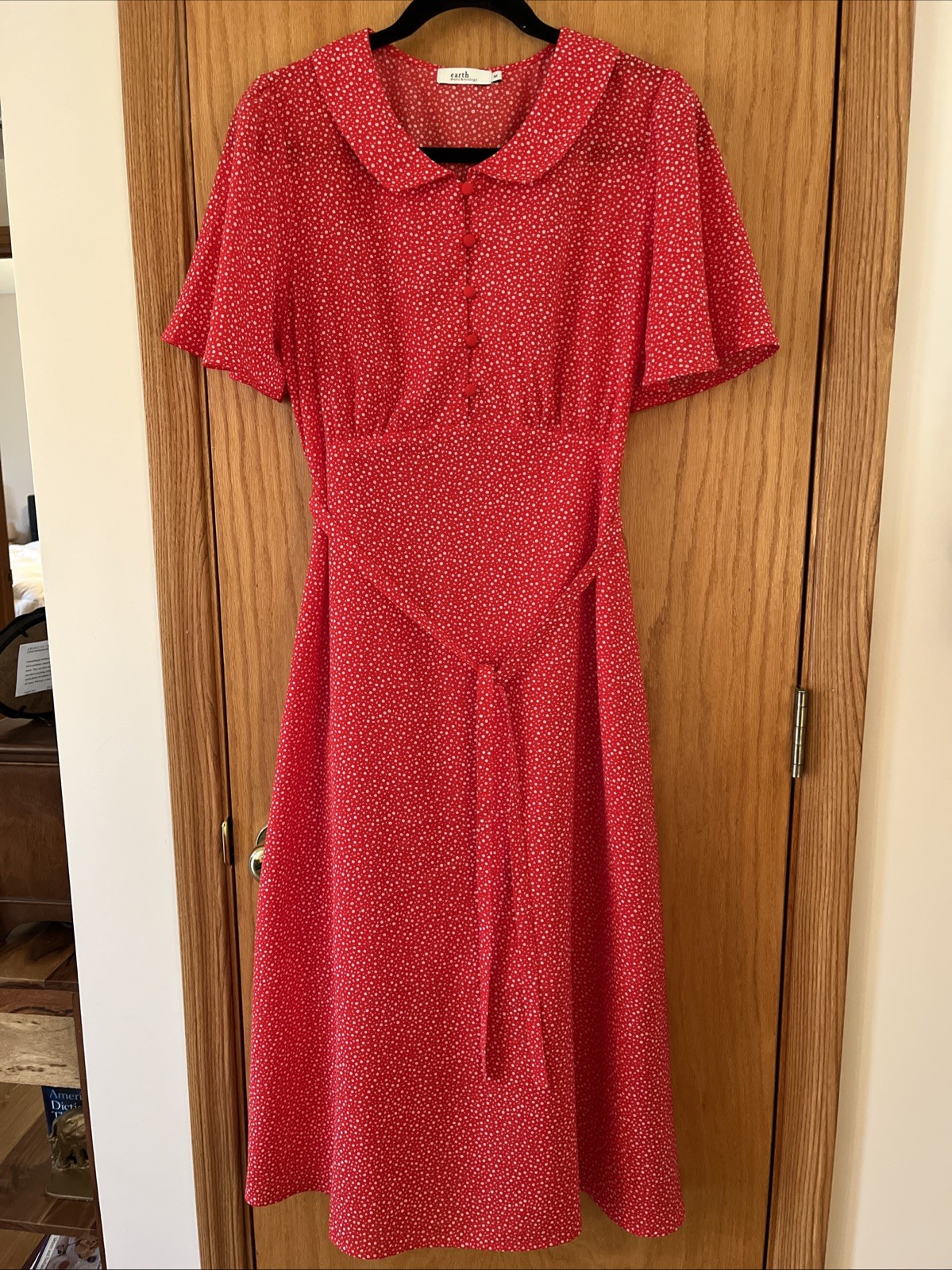 Earth Music Ecology Midi Dress M Red Ditsy Floral Flutter Sleeve Collar Self Tie