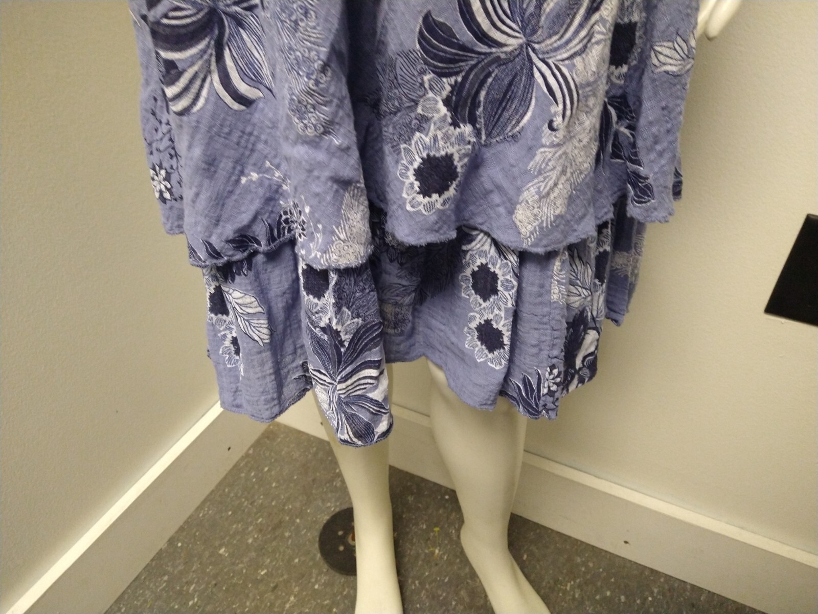 Anonymous Made in Italy Blue Floral Tea Dress Womens XL Cotton blend Tiered