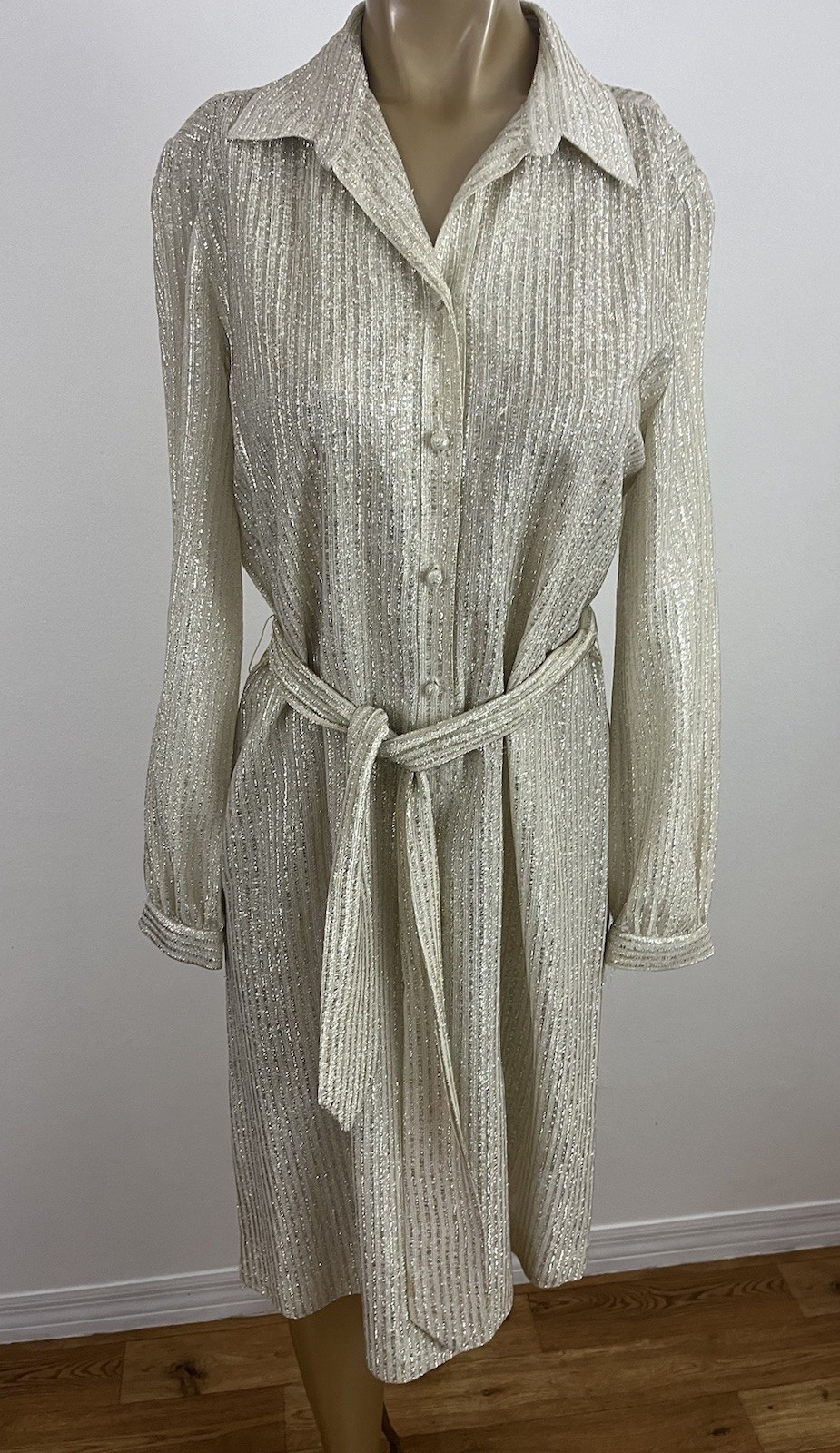 Vintage Wilroy Traveller Brownstone Women’s 14 Gold Lame Dress Shirt Belted