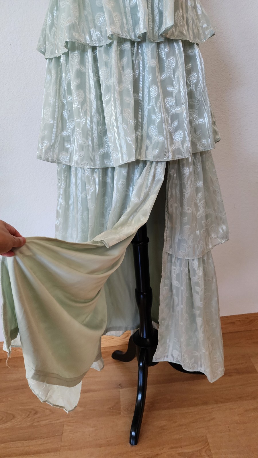 New Maxi Dress Size Large Jacquard Sage Green Tiered Floral High Slit Formal