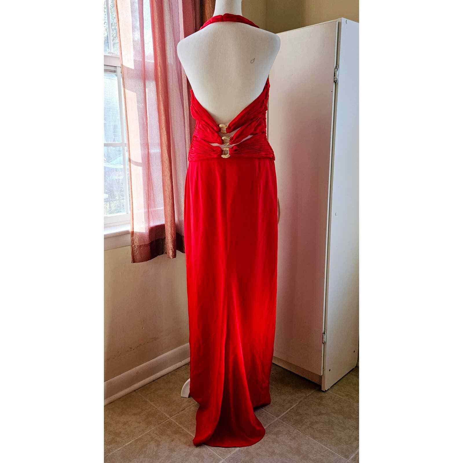 Size 10 Niteline Della Roufogali Red Halter Strap Ruched Bodice Elegant Formal