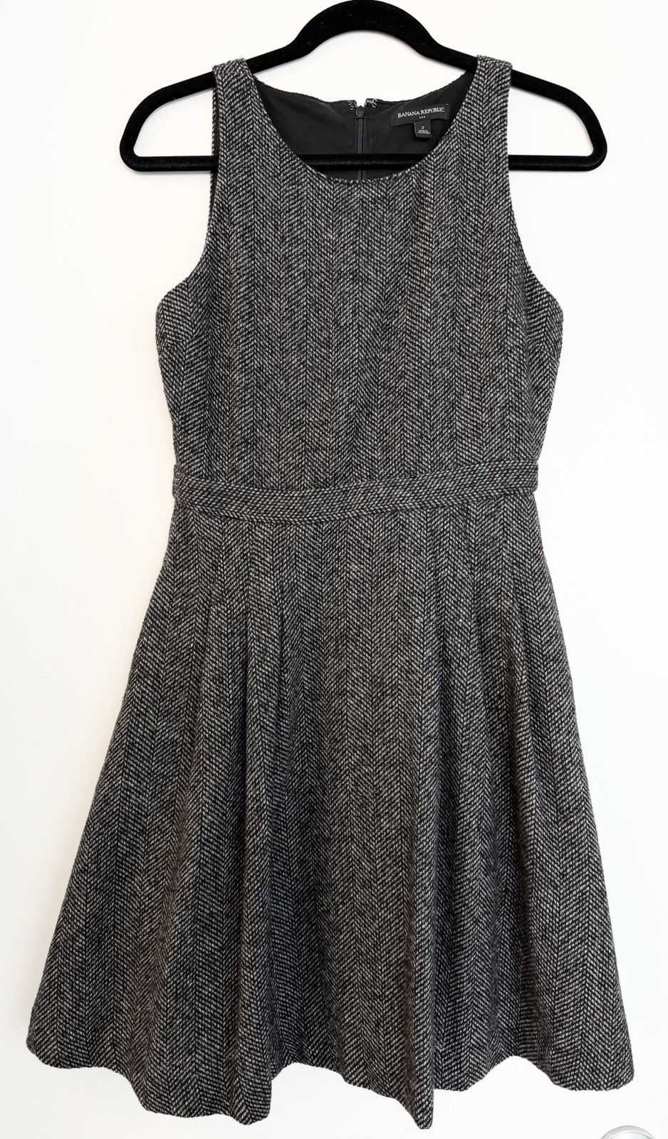 Banana Republic Women’s Grey Herringbone Fit & Flare Wool Blend Tweed Dress Sz 2