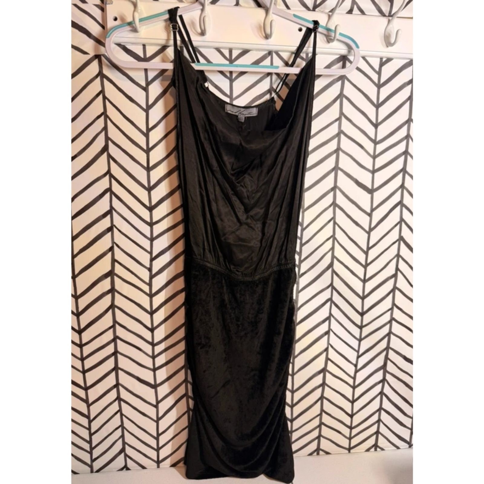 NWT Red Haute Black The Bee Cami Top Cowl Neck Sleeveless Dress Women’s XS 5021