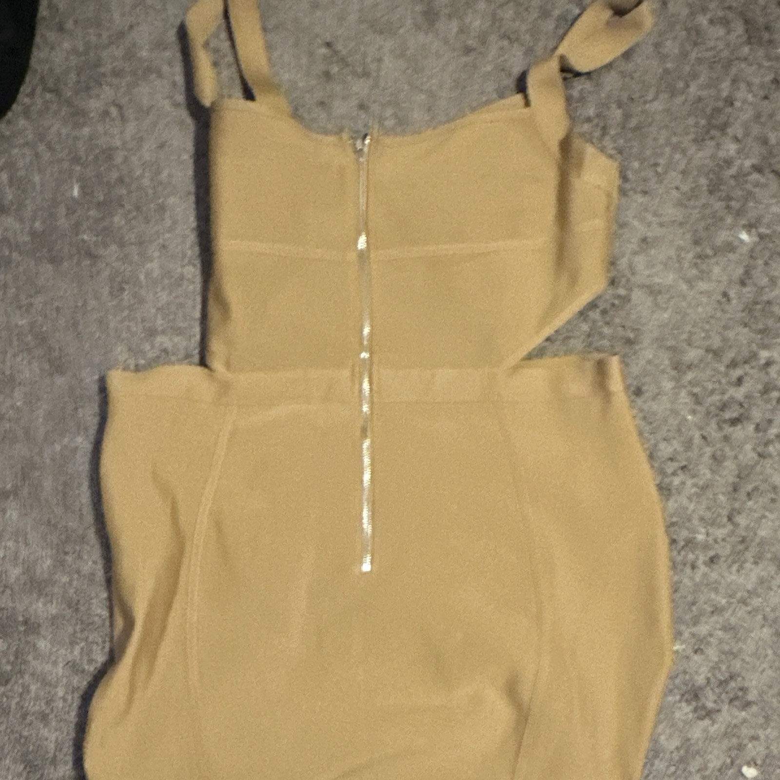 PrettyLittleThing Plus US 20 Beige zip up in the back dress