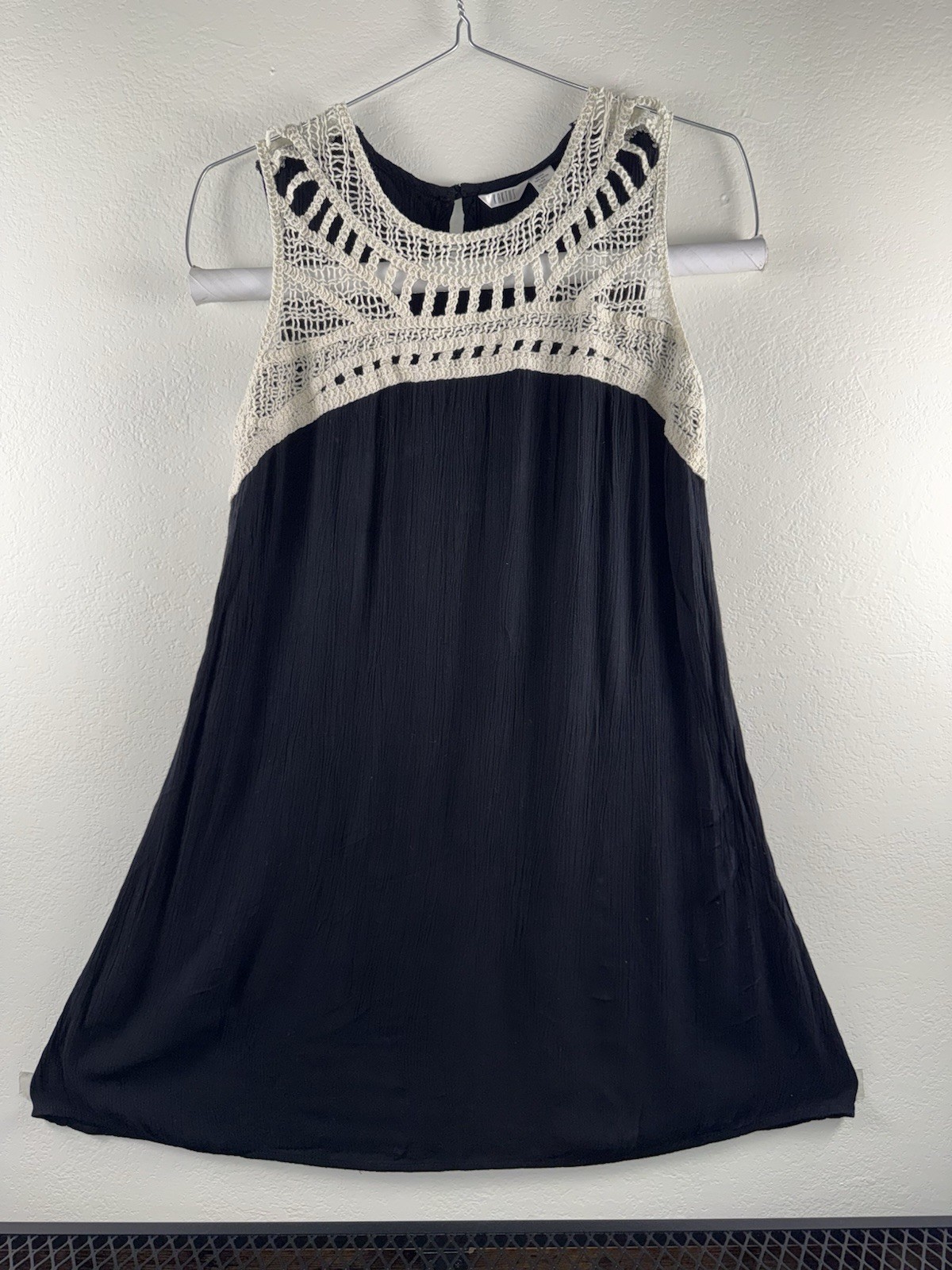 Kaktus Black Boho Crochet Lace Dress Large Sleeveless Rayon Tunic Swing L