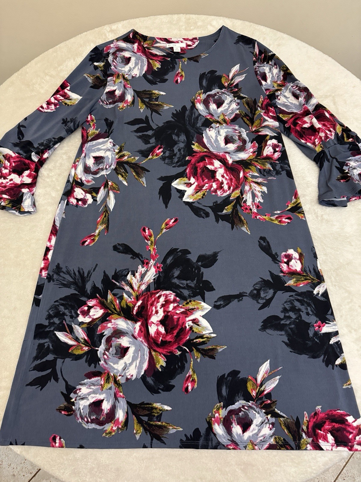 EST. 1946 Womans Grey STRETCH Floral Dress Size Medium