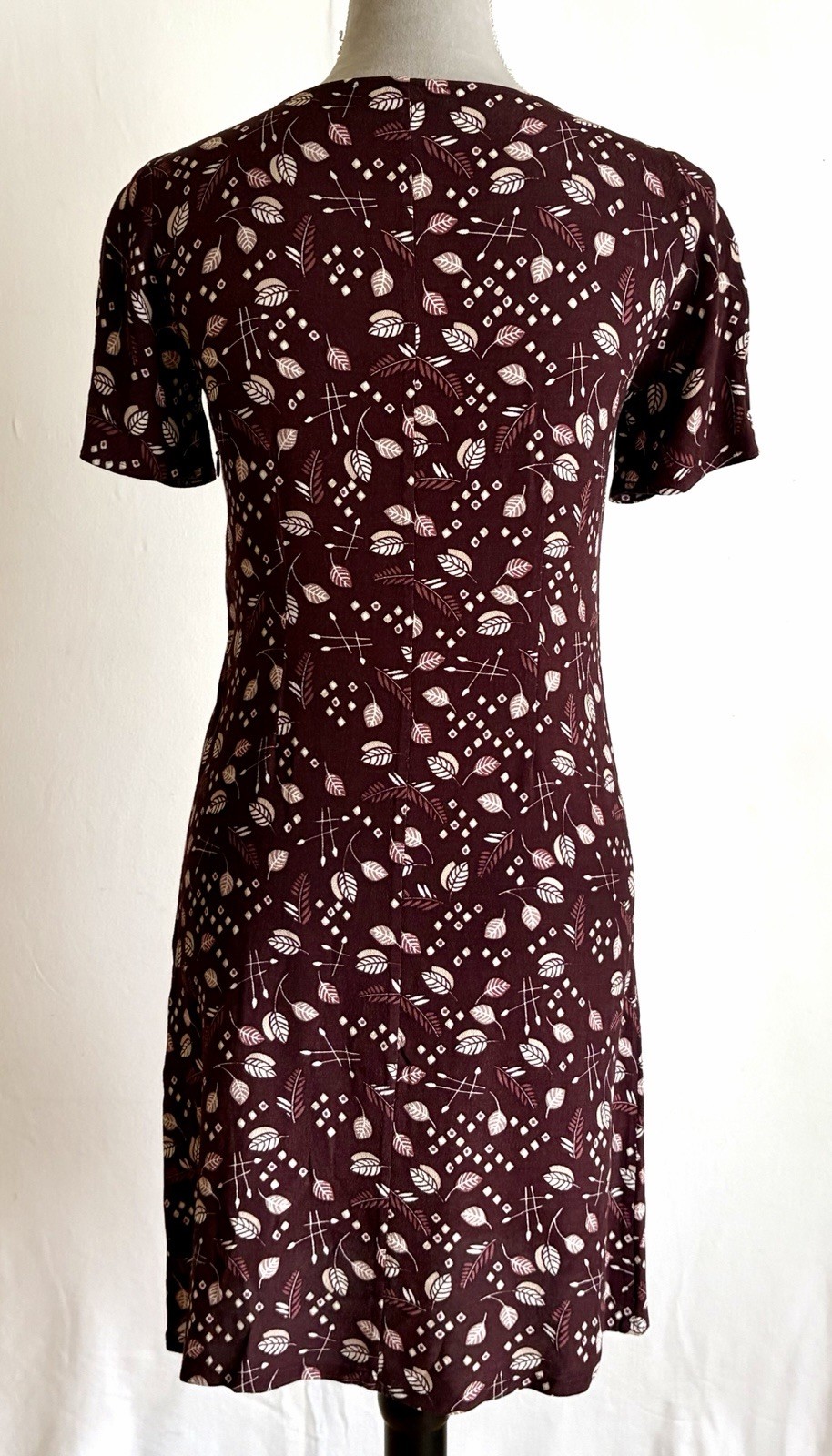 Somewhere Paris Leafy Mini Sheath Dress Rayon Burgundy Sz 36 EU, US Sm