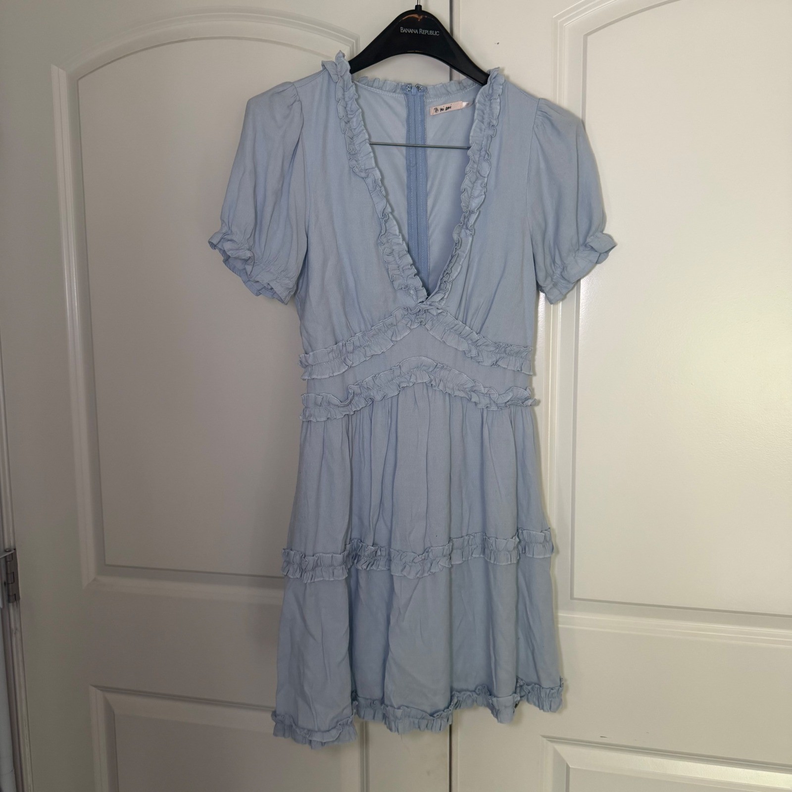 Mi Ami Light Blue Ruffle Tiered Mini Dress V-Neck Puff Sleeve Babydoll Medium