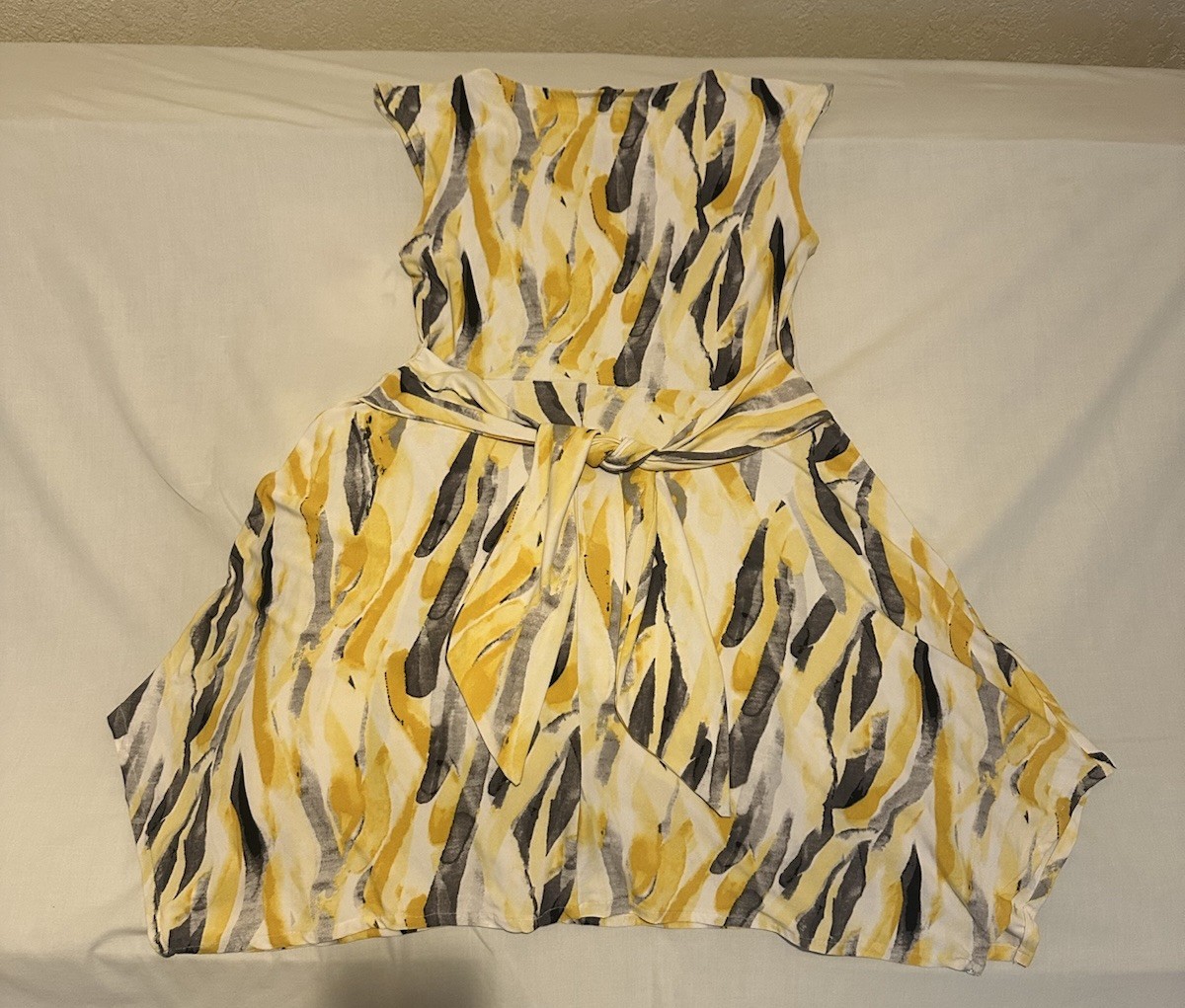 Classic Editions 3XP Abstract Round Neck Sleeveless Fit & Flare Knee Dress Tie
