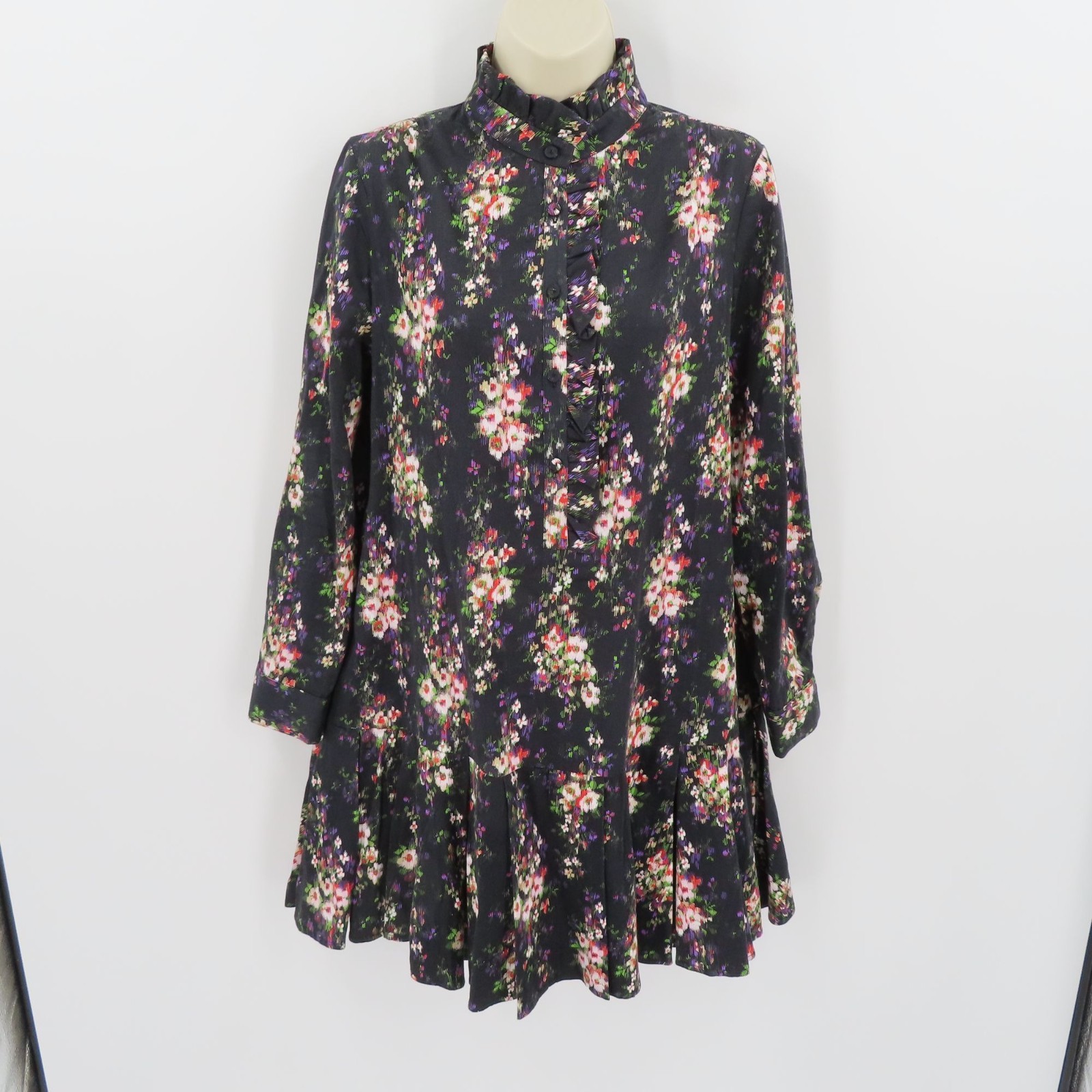 Tuckernuck Women Small Tate Onyx Falling Flowers Bouquet Dress Pleated Floral