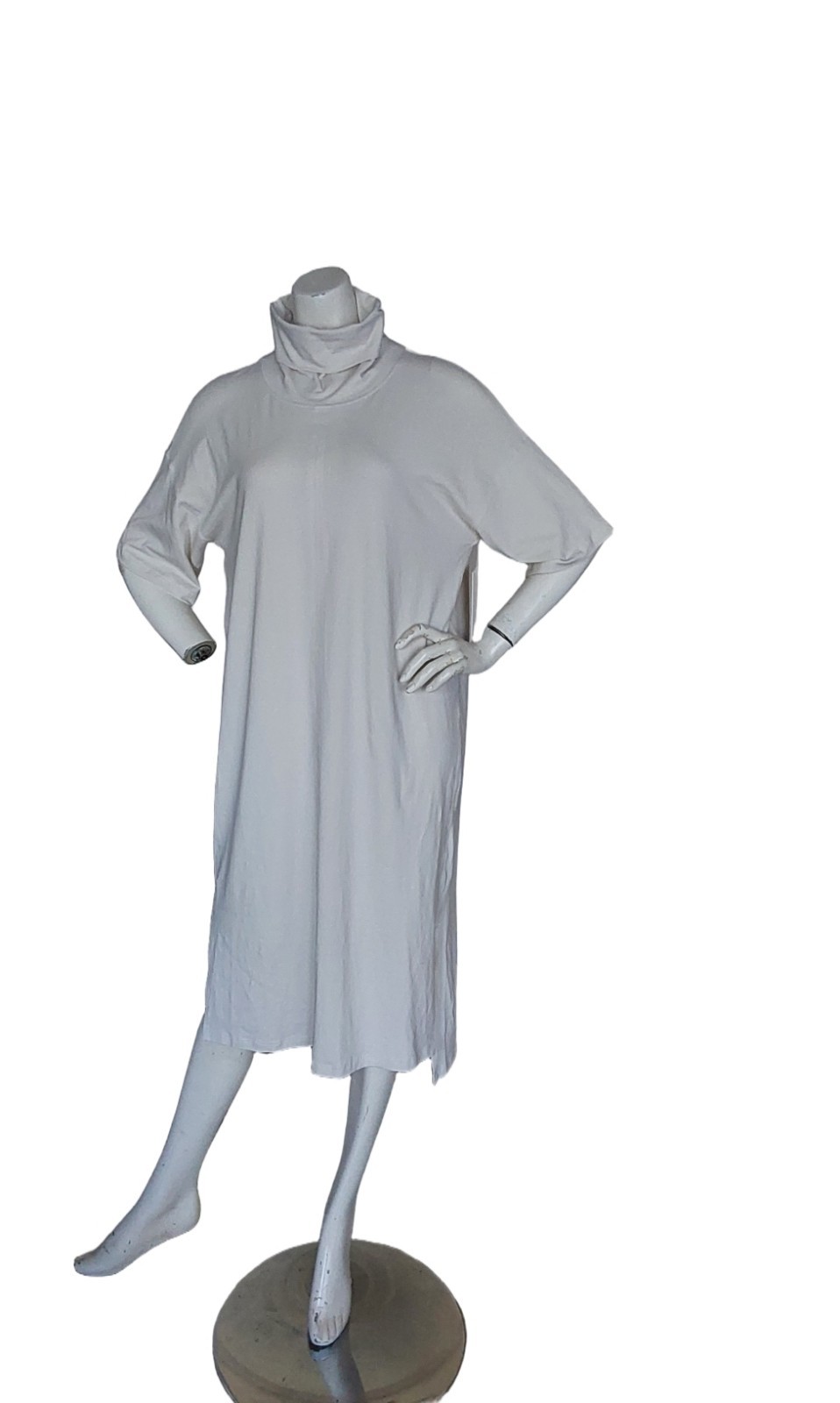 LULULEMON LA FUNNEL NECK OPAQUE WHITE T SHIRT DRESS SIZE 6