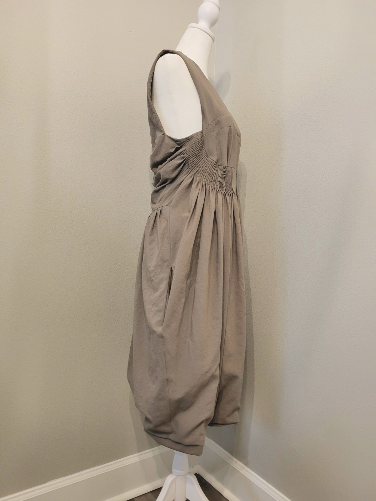 ​Chloé Fall 2006 Runway Phoebe Philo Silk Wool Bubble Dress Sz 42 IT Taupe Vtg