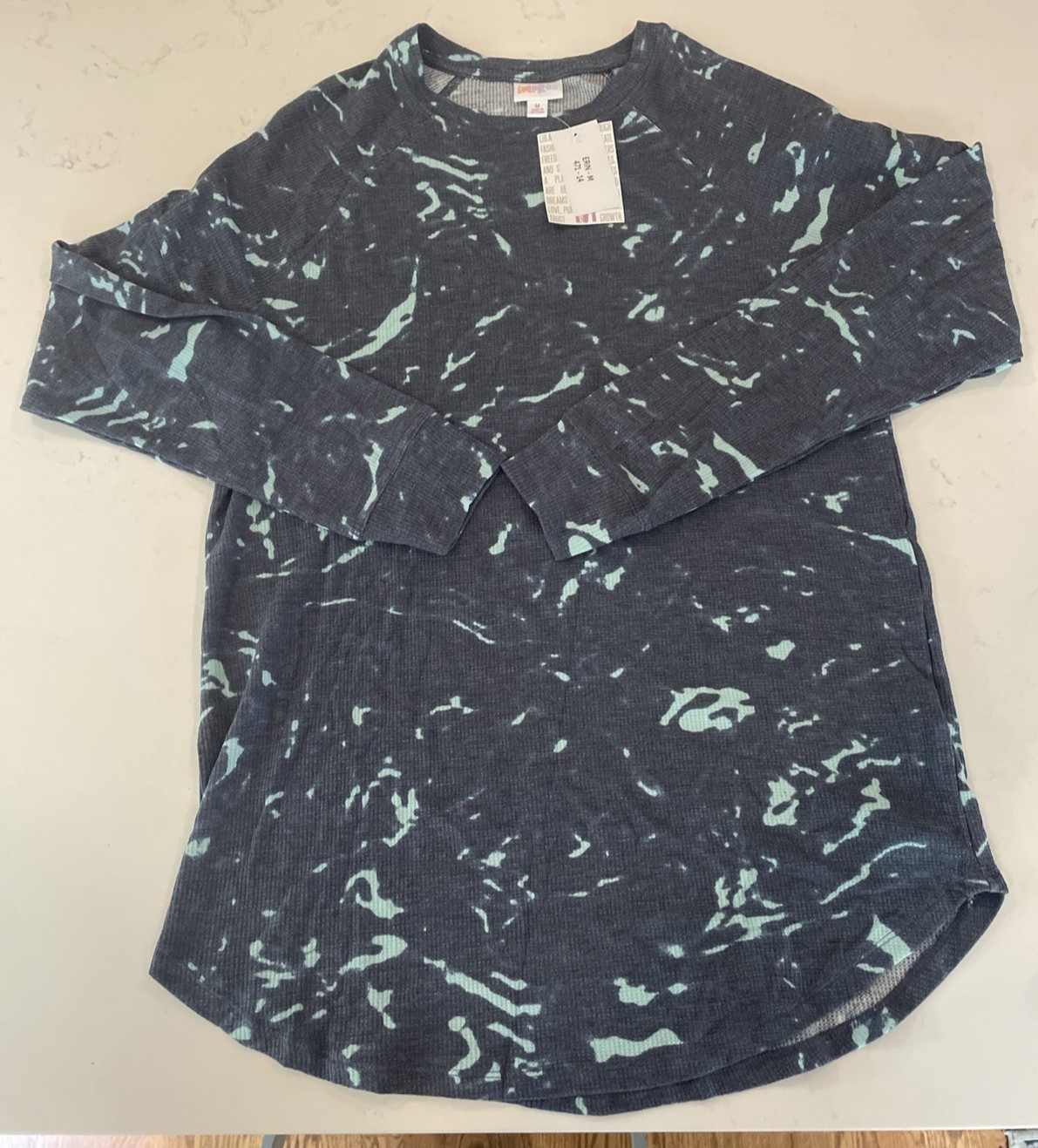 NWT LuLaRoe Women’s Multicolor Long Sleeve Shirt Erin Medium 471-14 Tie Dye
