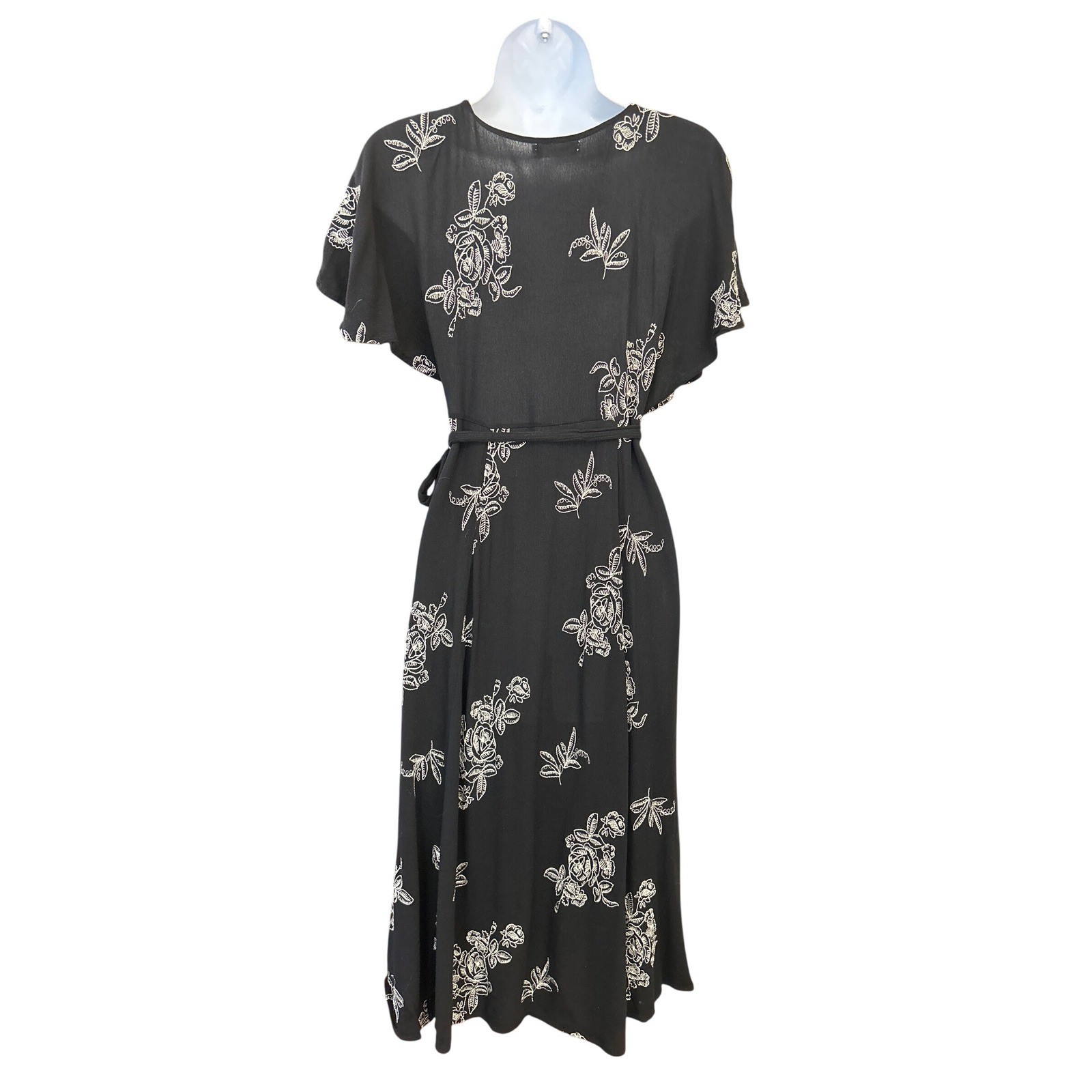 Mod Ref Wrap Dress Dark Floral Embroidered Cottagecore Boho Chic Whimsigoth