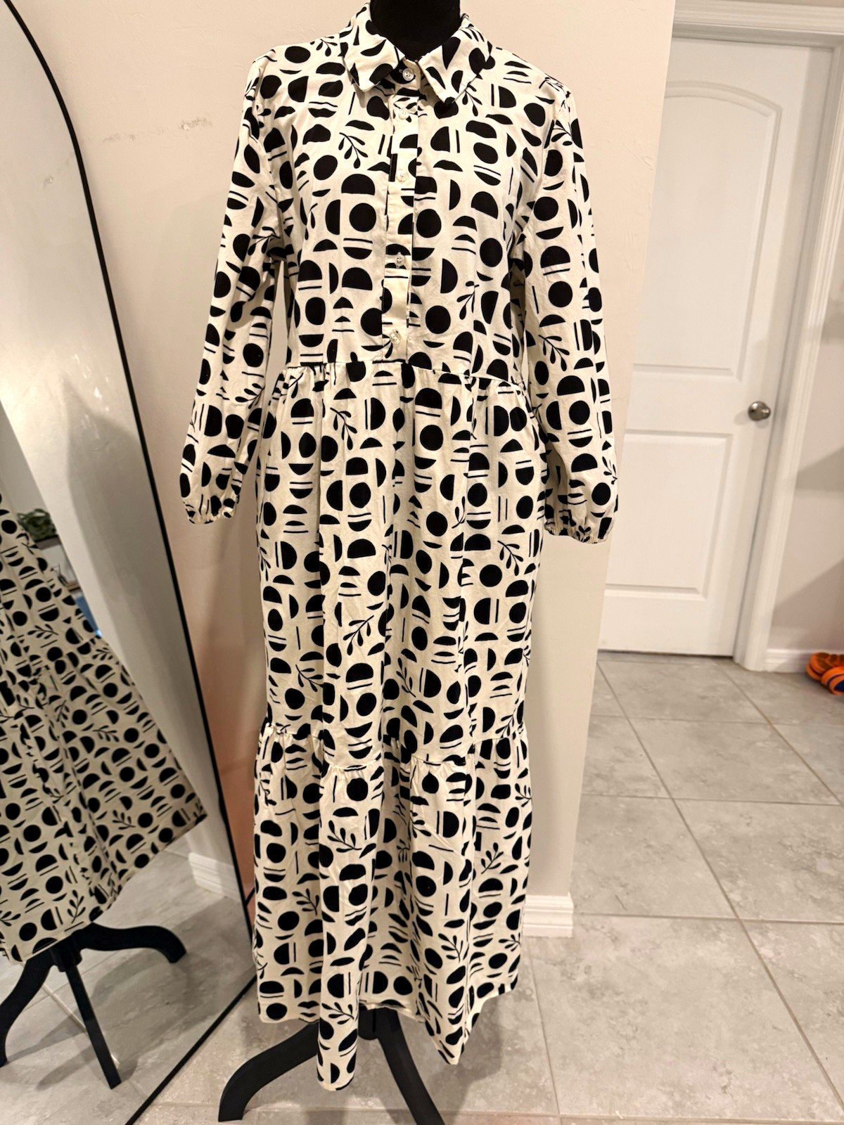 Rachel Zoe Women’s Size L Black/White Geometric Maxi Shirt Dress Long Sleeve